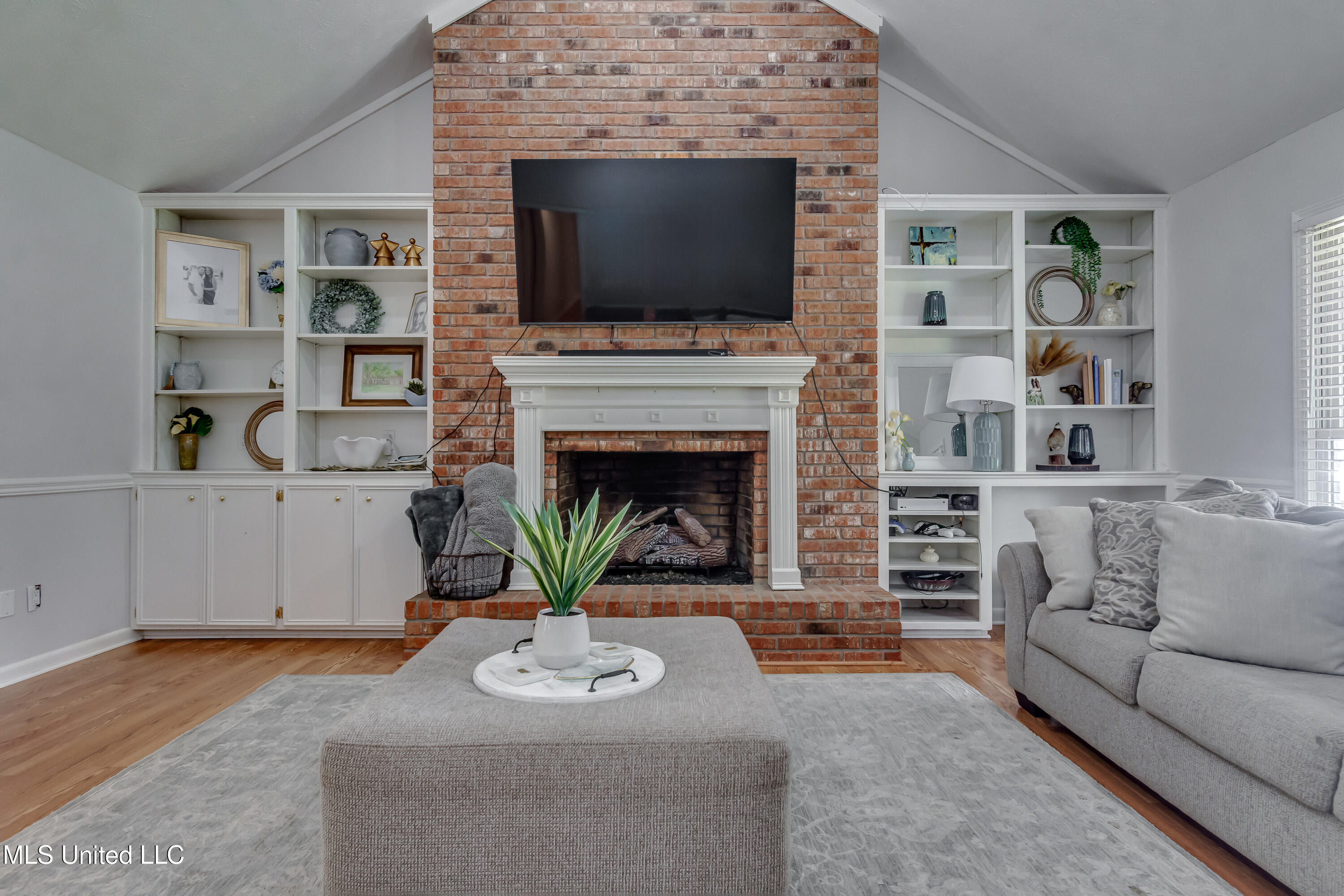 305 Kelly's Glen Property Photo 7