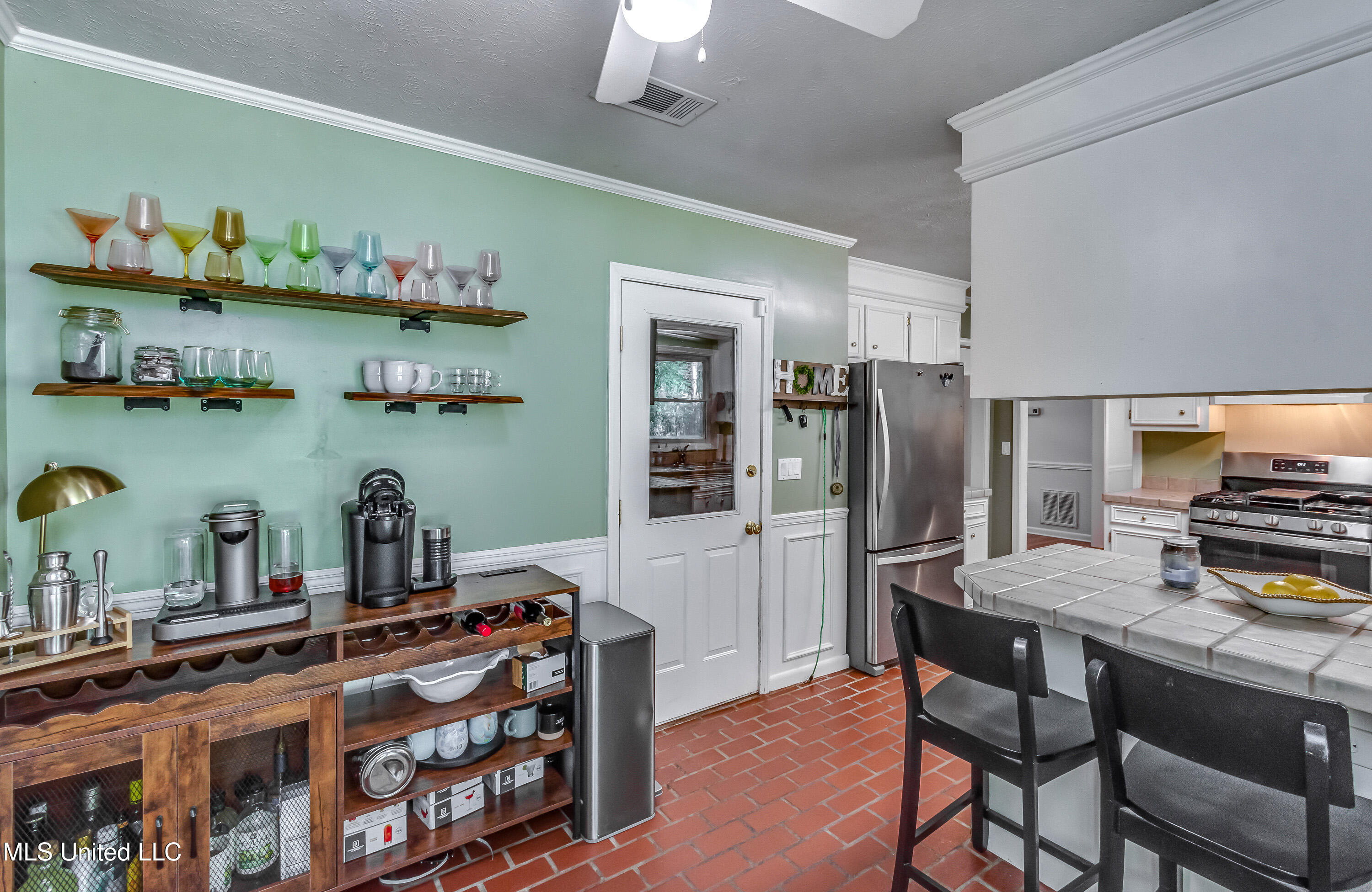 305 Kelly's Glen Property Photo 22