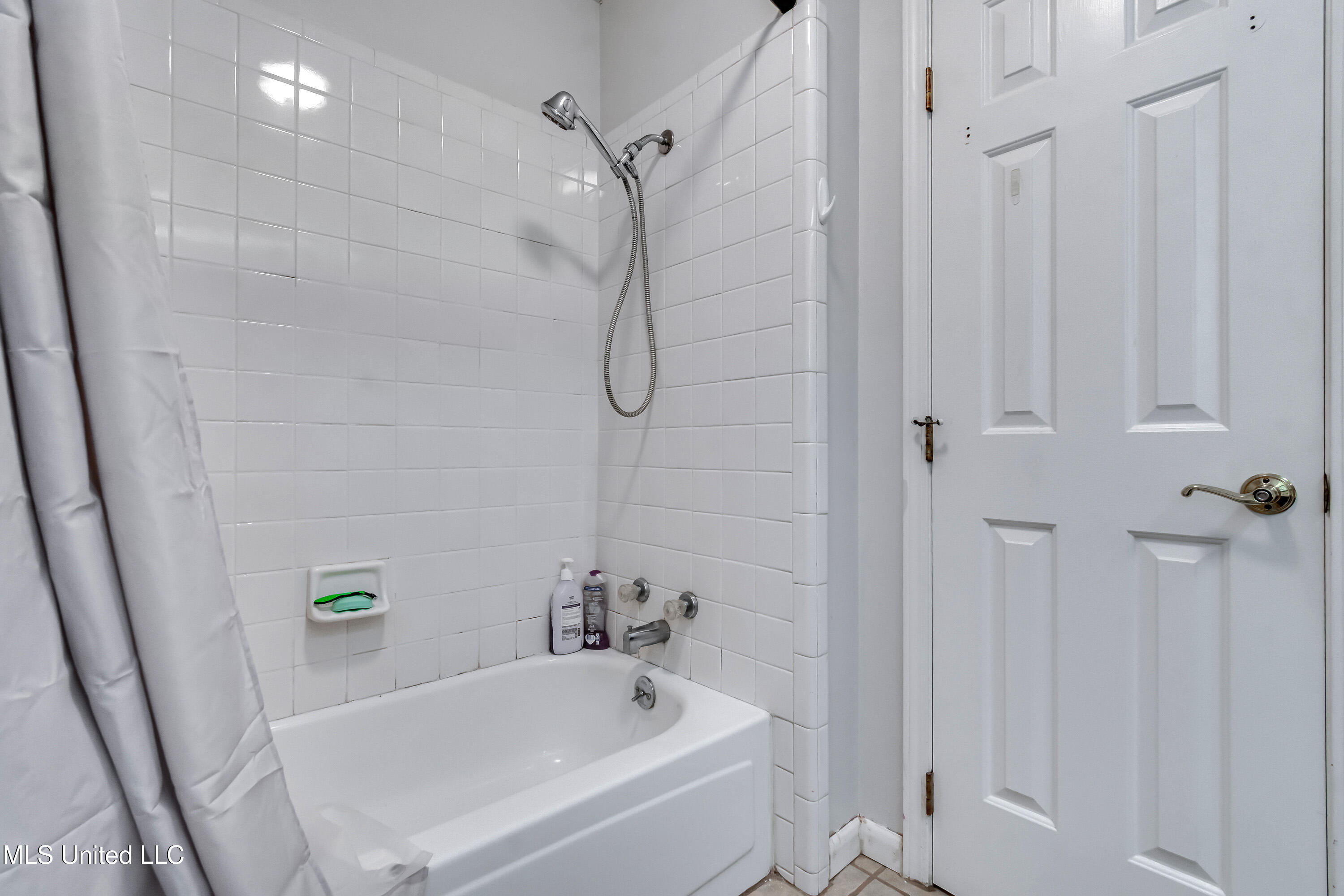 305 Kelly's Glen Property Photo 31