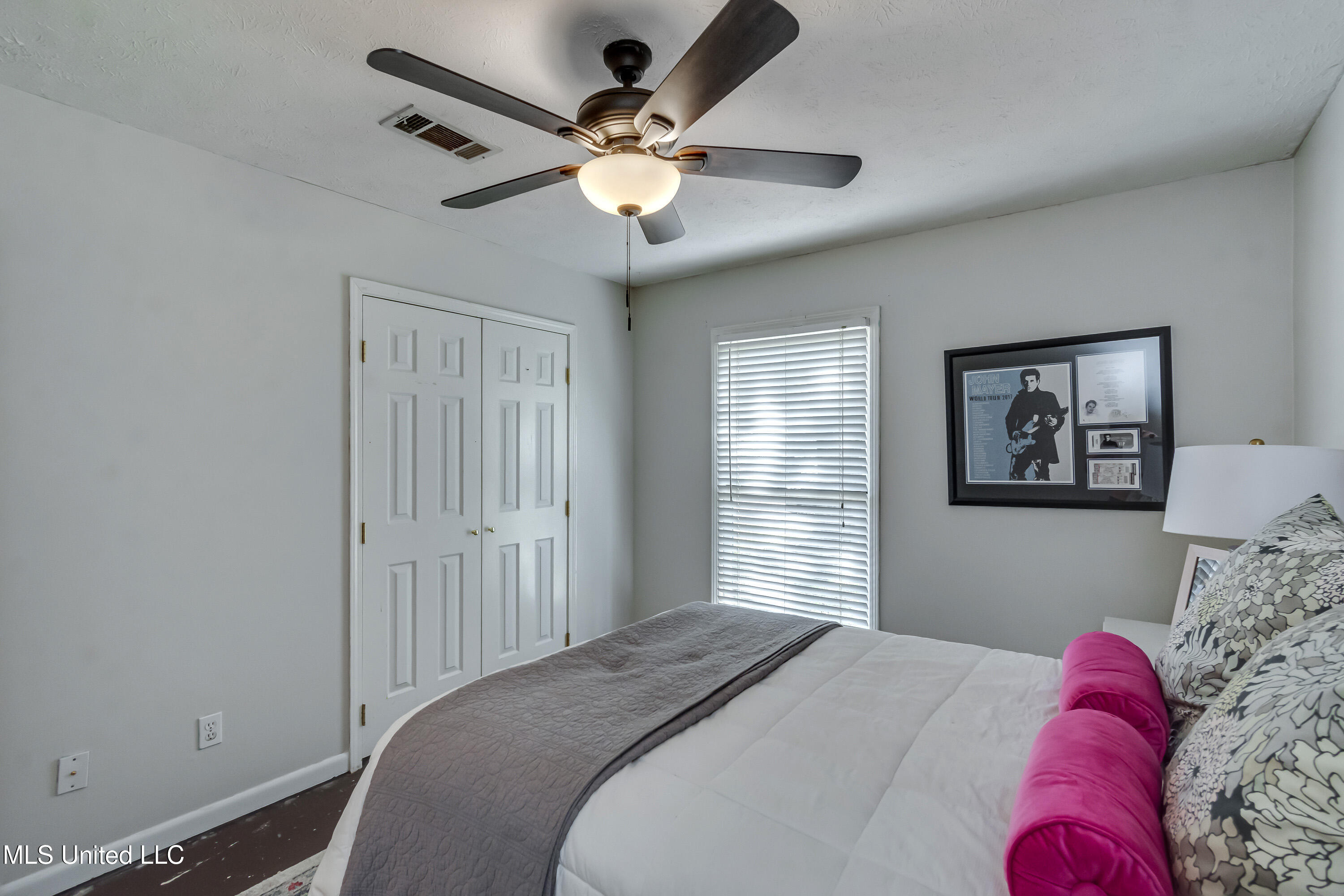 305 Kelly's Glen Property Photo 34