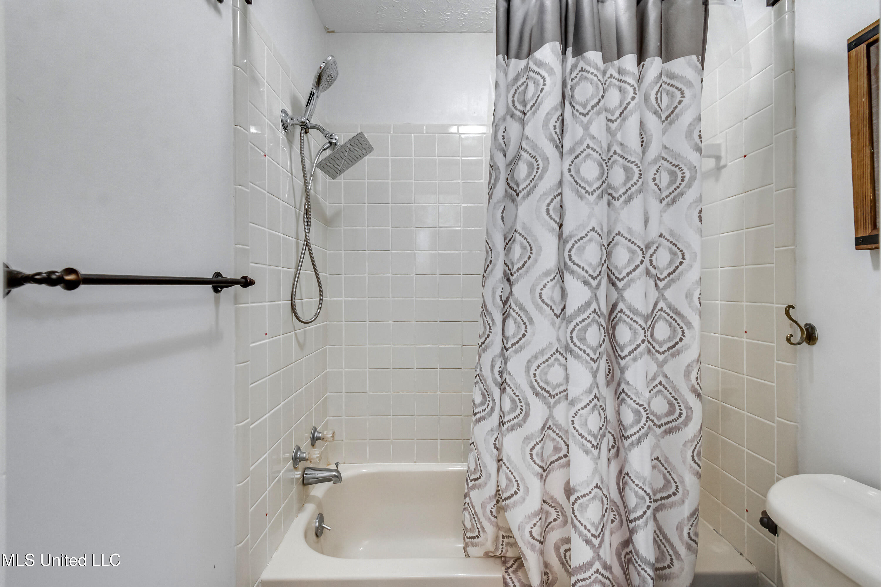 305 Kelly's Glen Property Photo 43