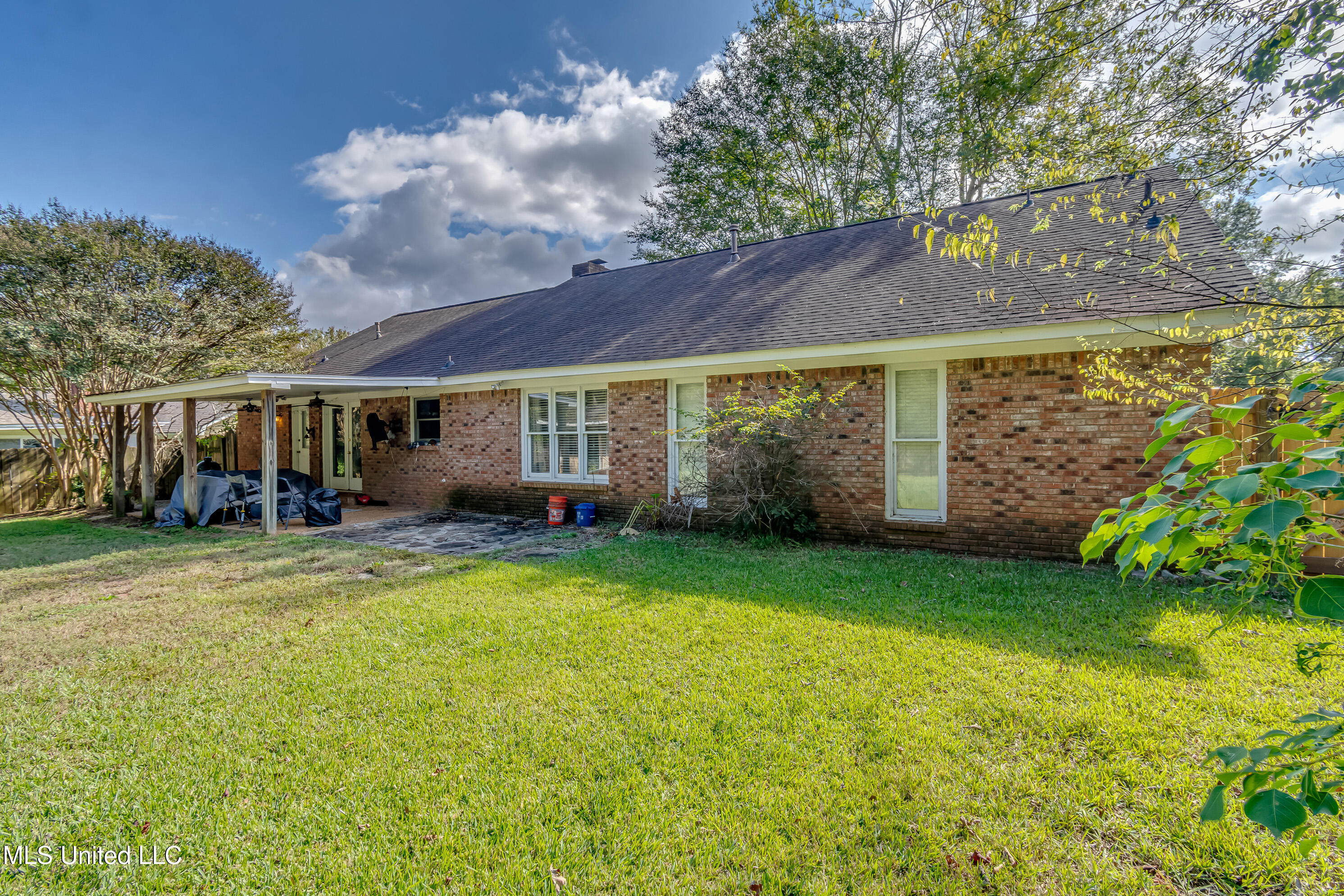 305 Kelly's Glen Property Photo 47