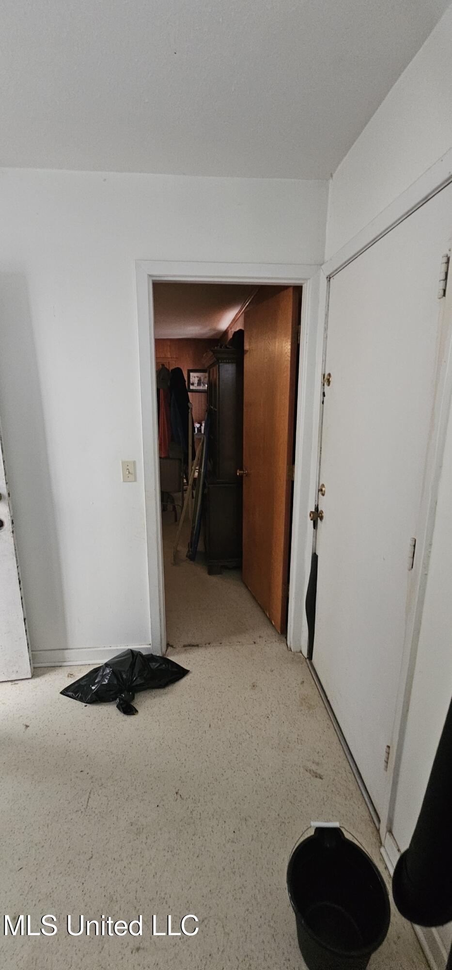 2832 Gretna Green Street Property Photo 4