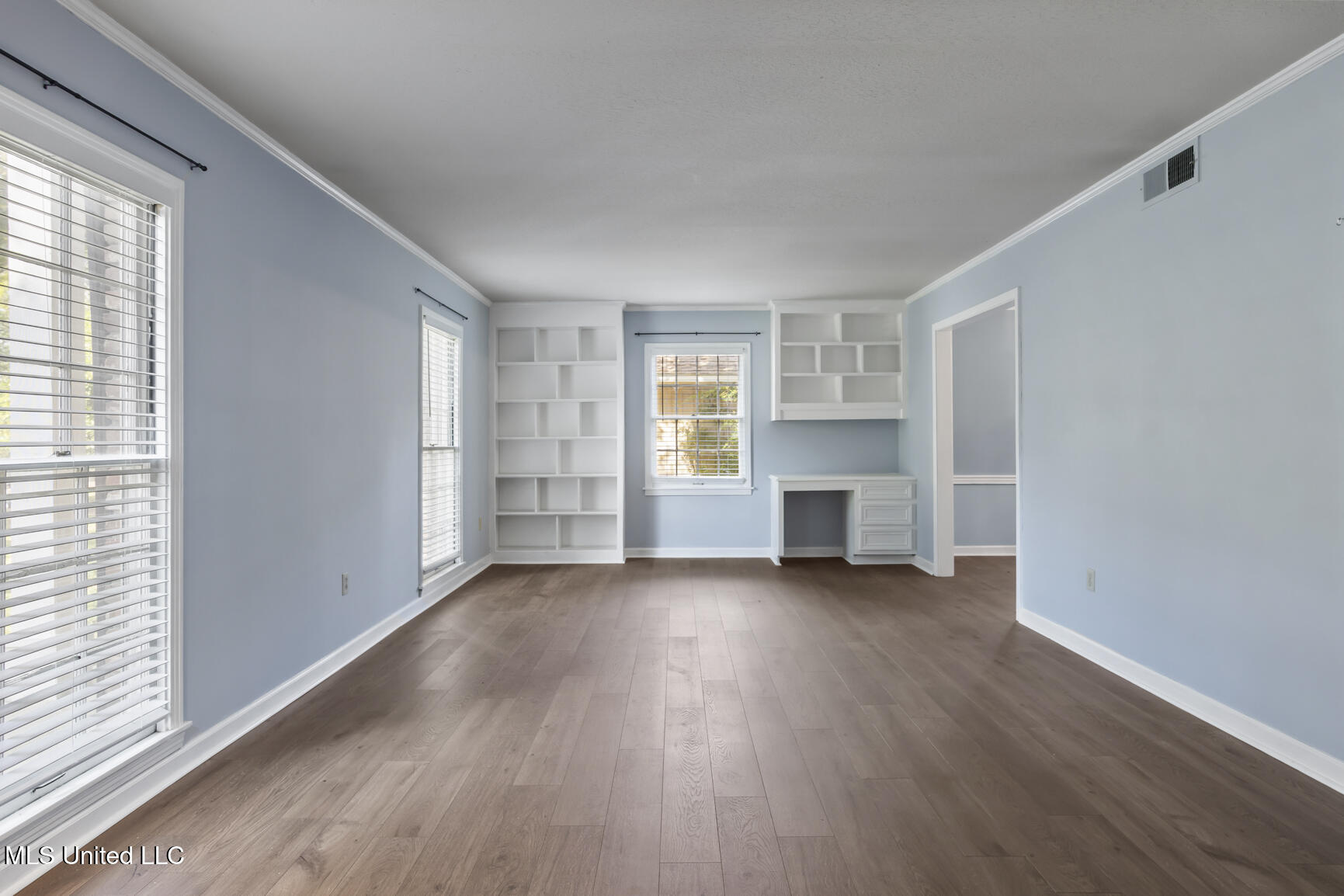 5130 Sunnyvale Drive Property Photo 3