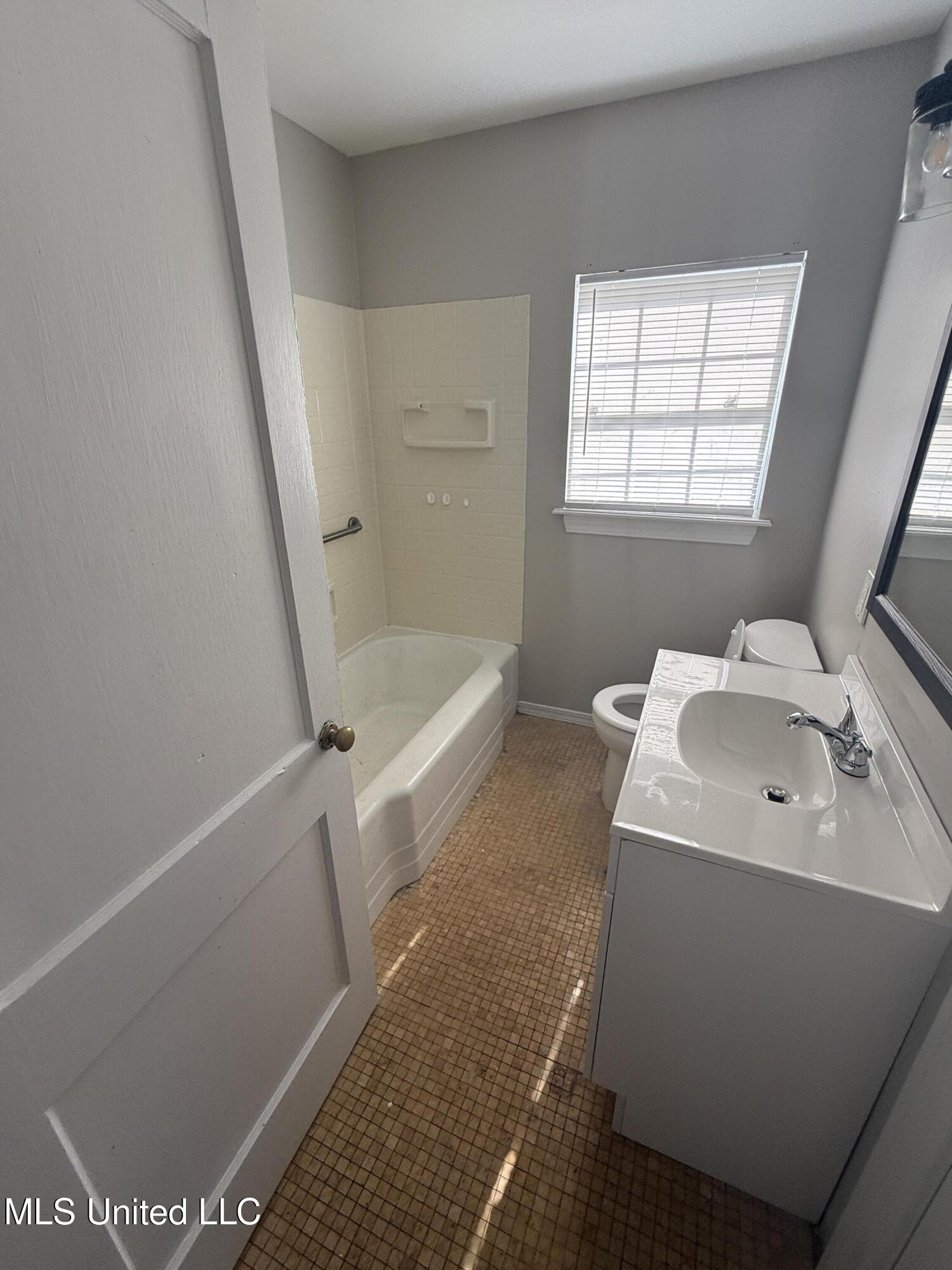 1609 Gordon Avenue Property Photo 12