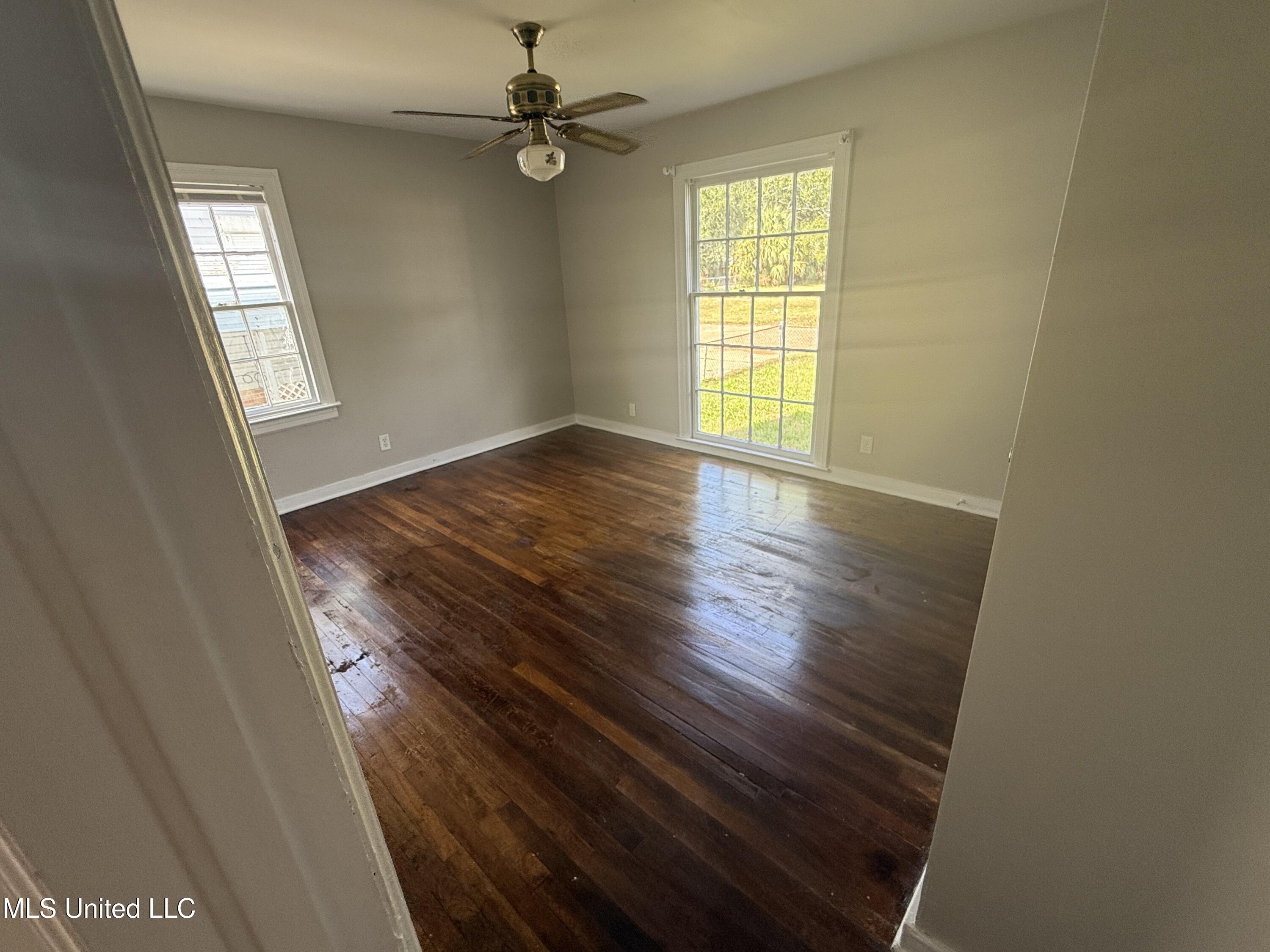 1609 Gordon Avenue Property Photo 14