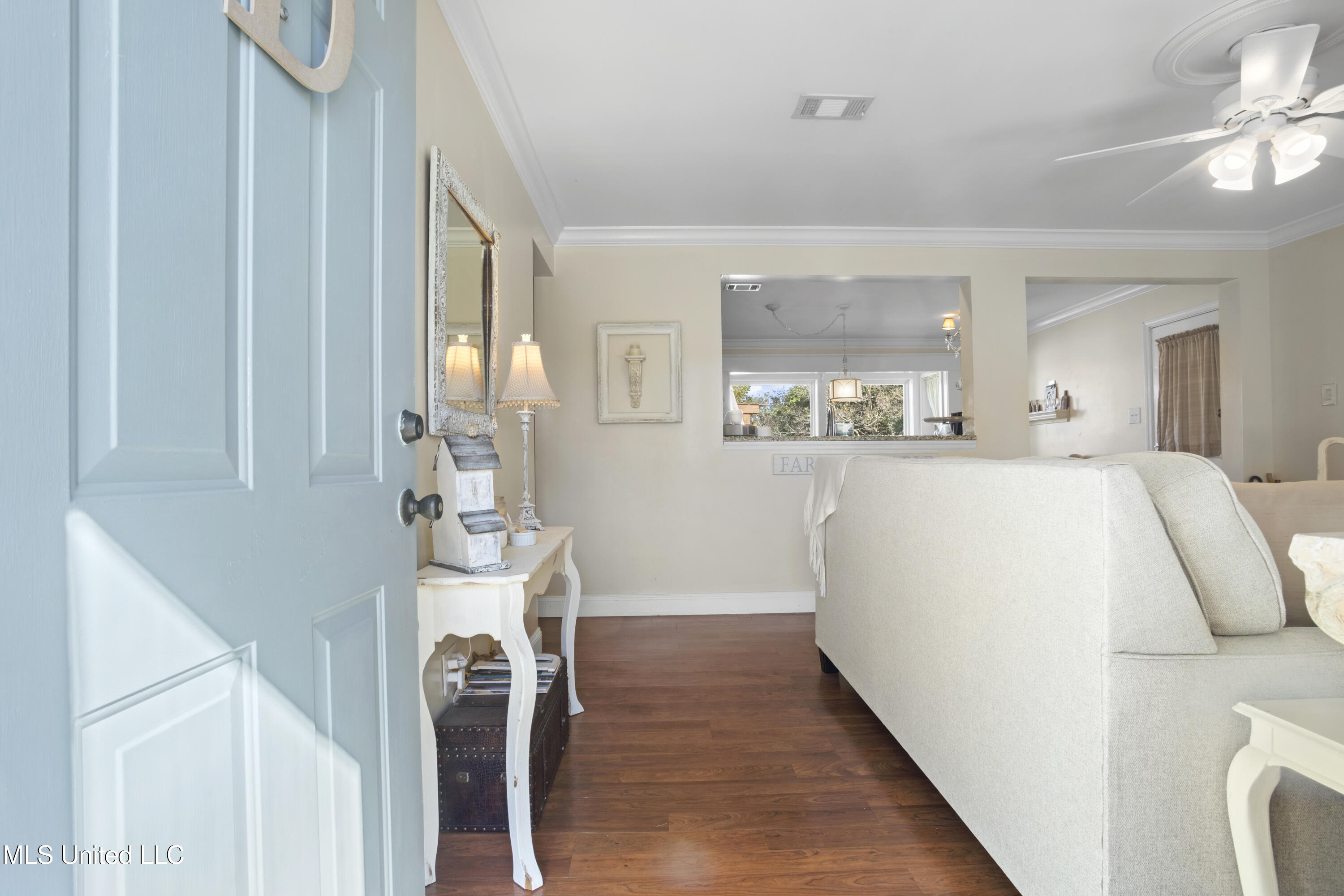 4811 Newman Avenue Property Photo 3