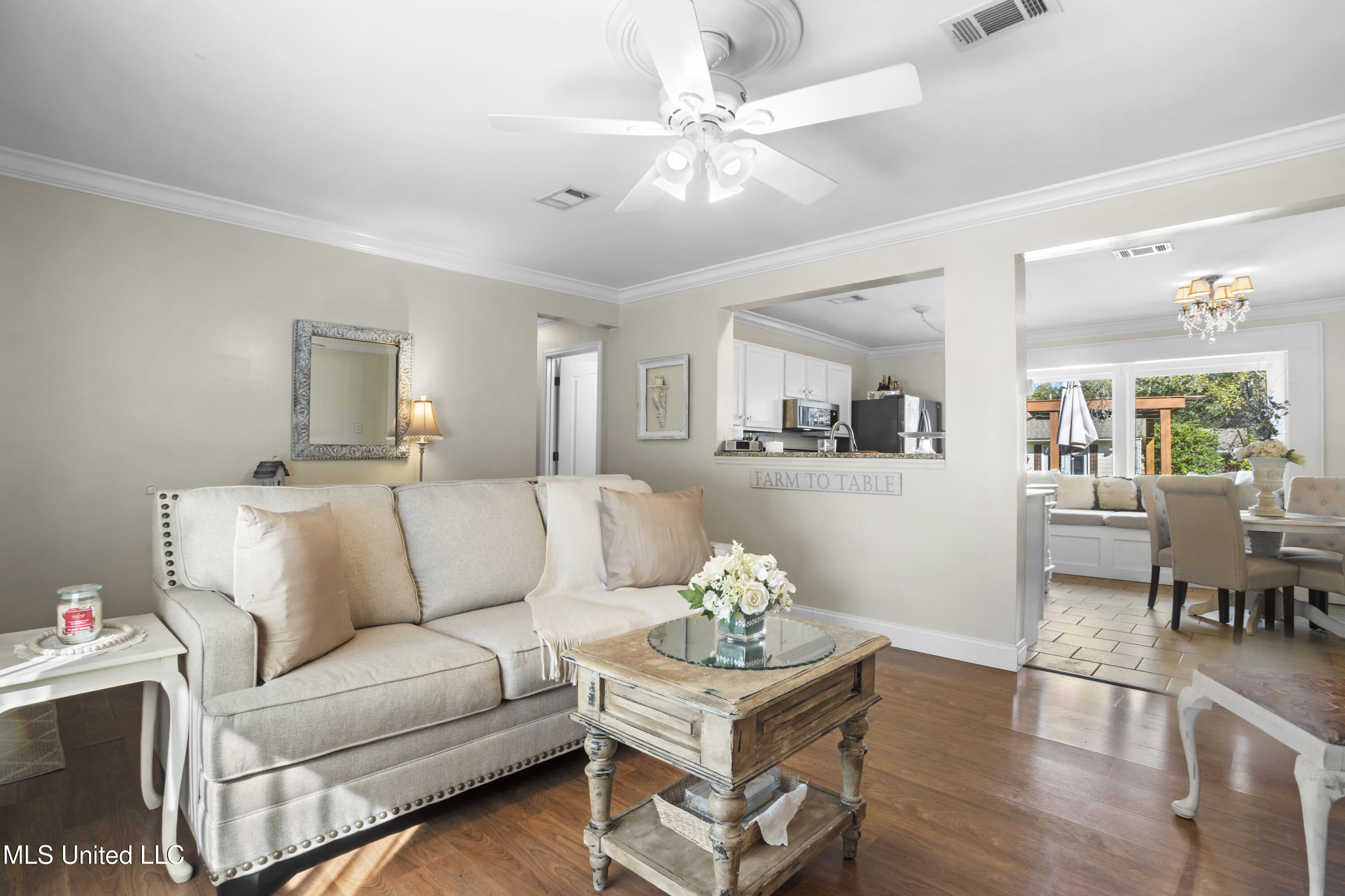 4811 Newman Avenue Property Photo 6