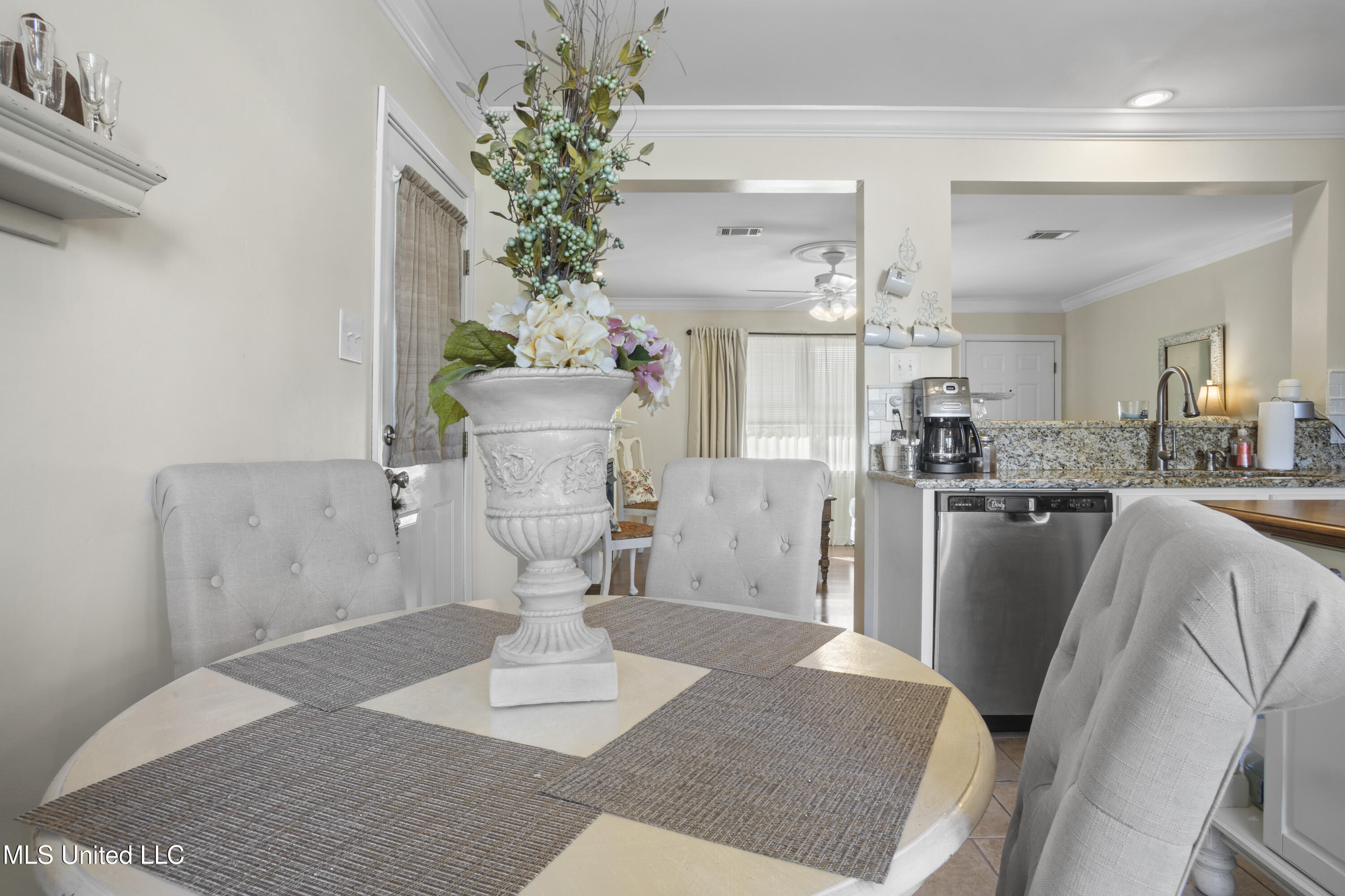 4811 Newman Avenue Property Photo 14