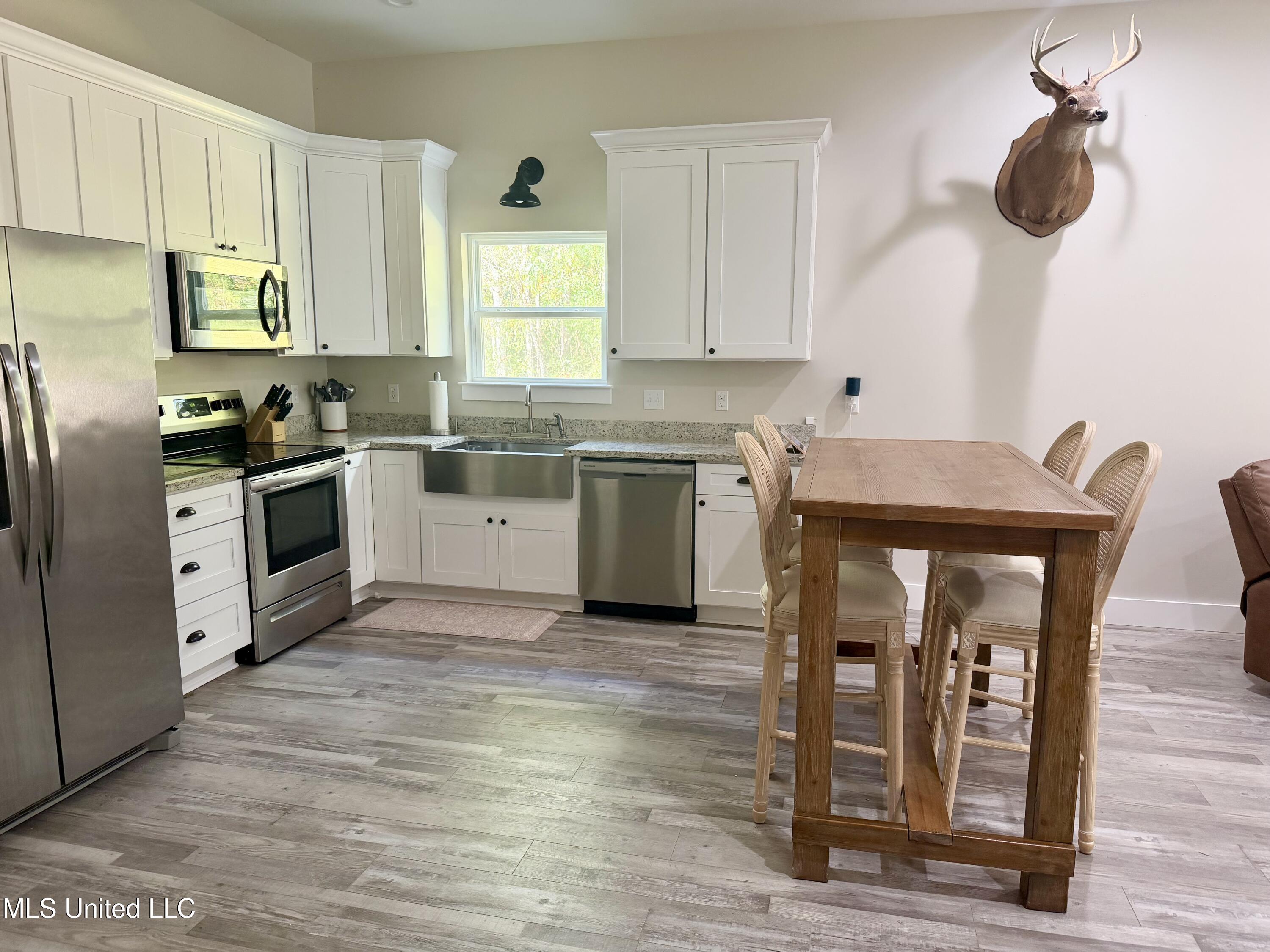 1200 Henleyfield Mcneill Road Property Photo 3