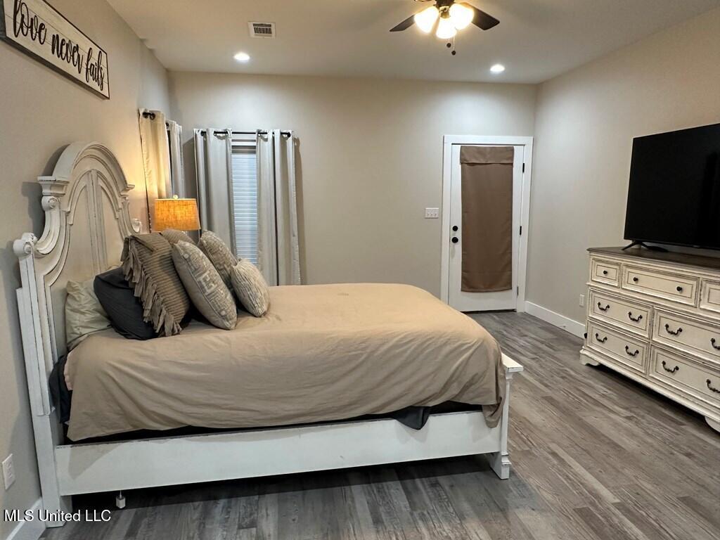 1200 Henleyfield Mcneill Road Property Photo 8