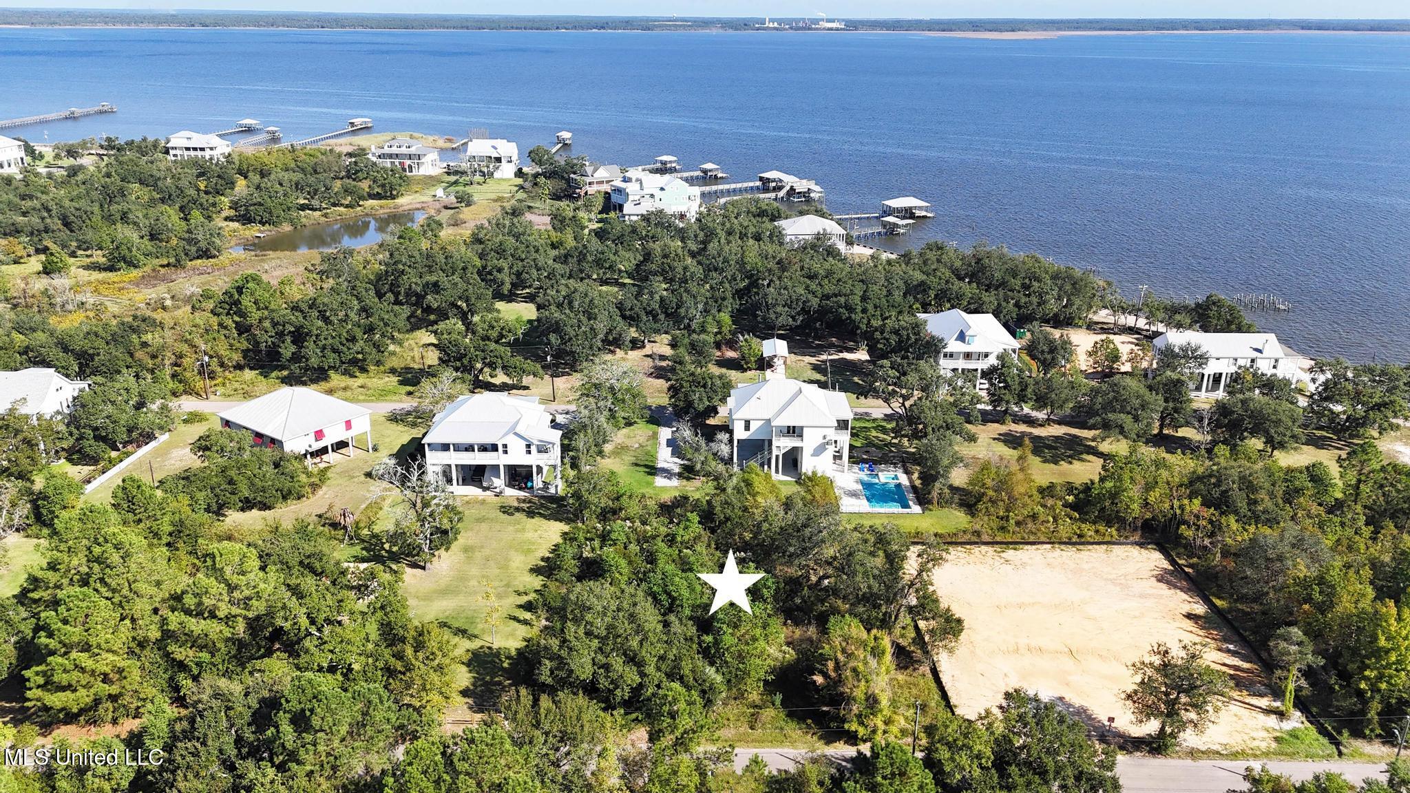 Chartres Street Property Photo 1