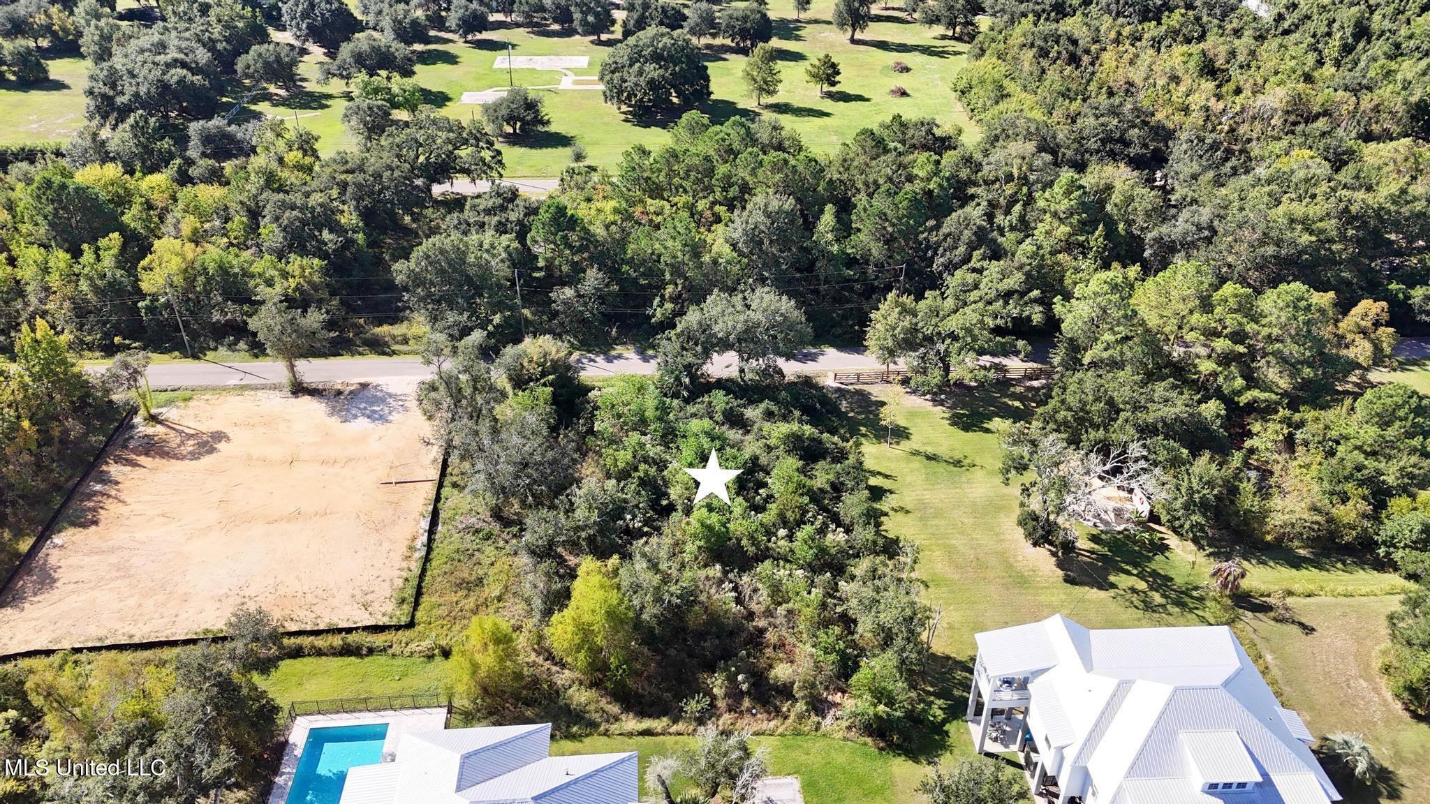 Chartres Street Property Photo 5