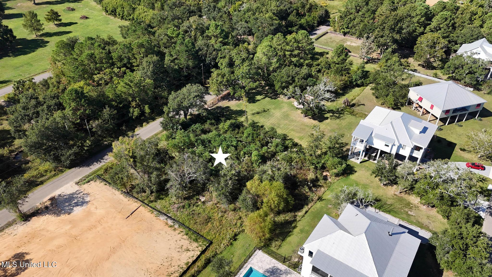 Chartres Street Property Photo 6