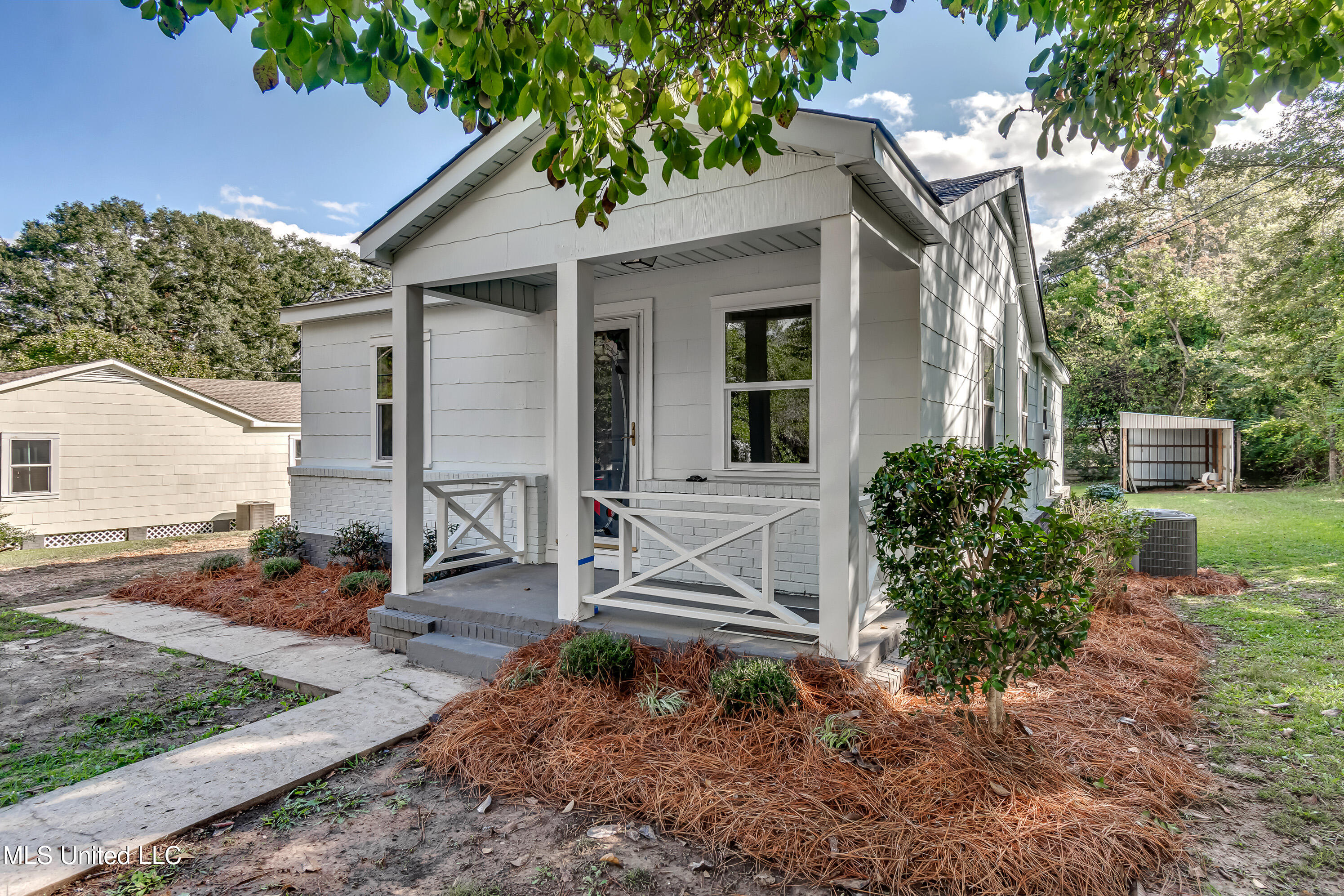 512 Sw 2nd Street Property Photo 2