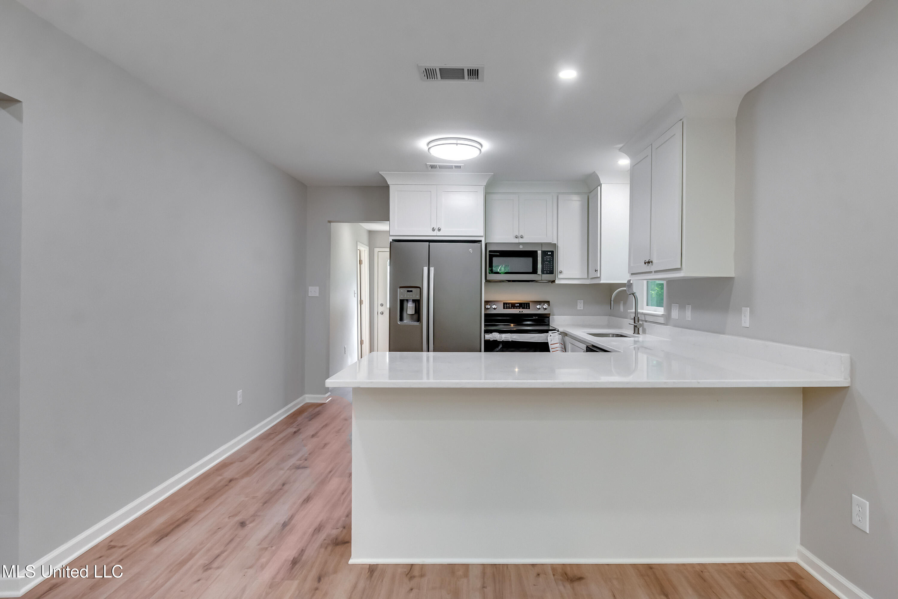 512 Sw 2nd Street Property Photo 5