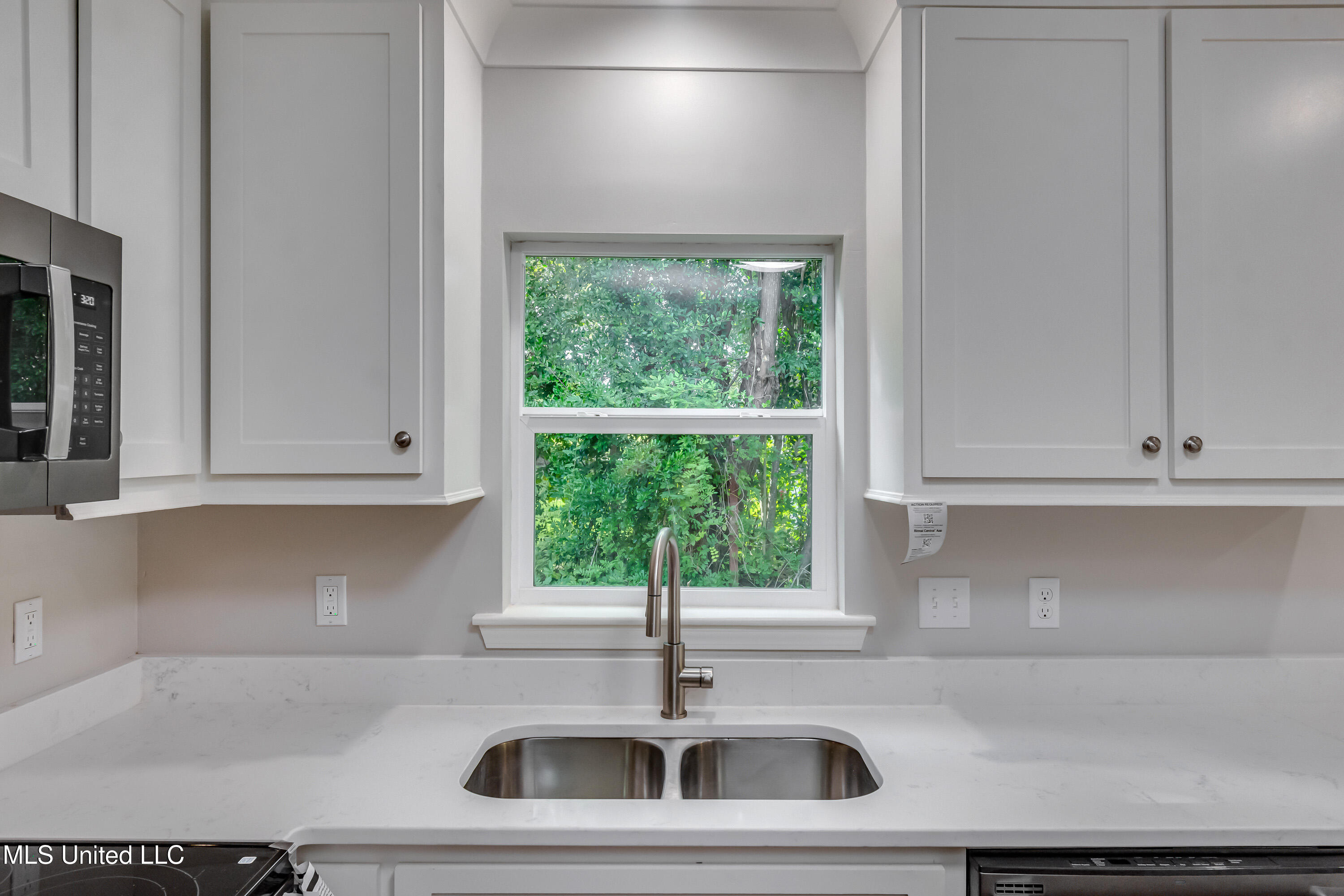 512 Sw 2nd Street Property Photo 8