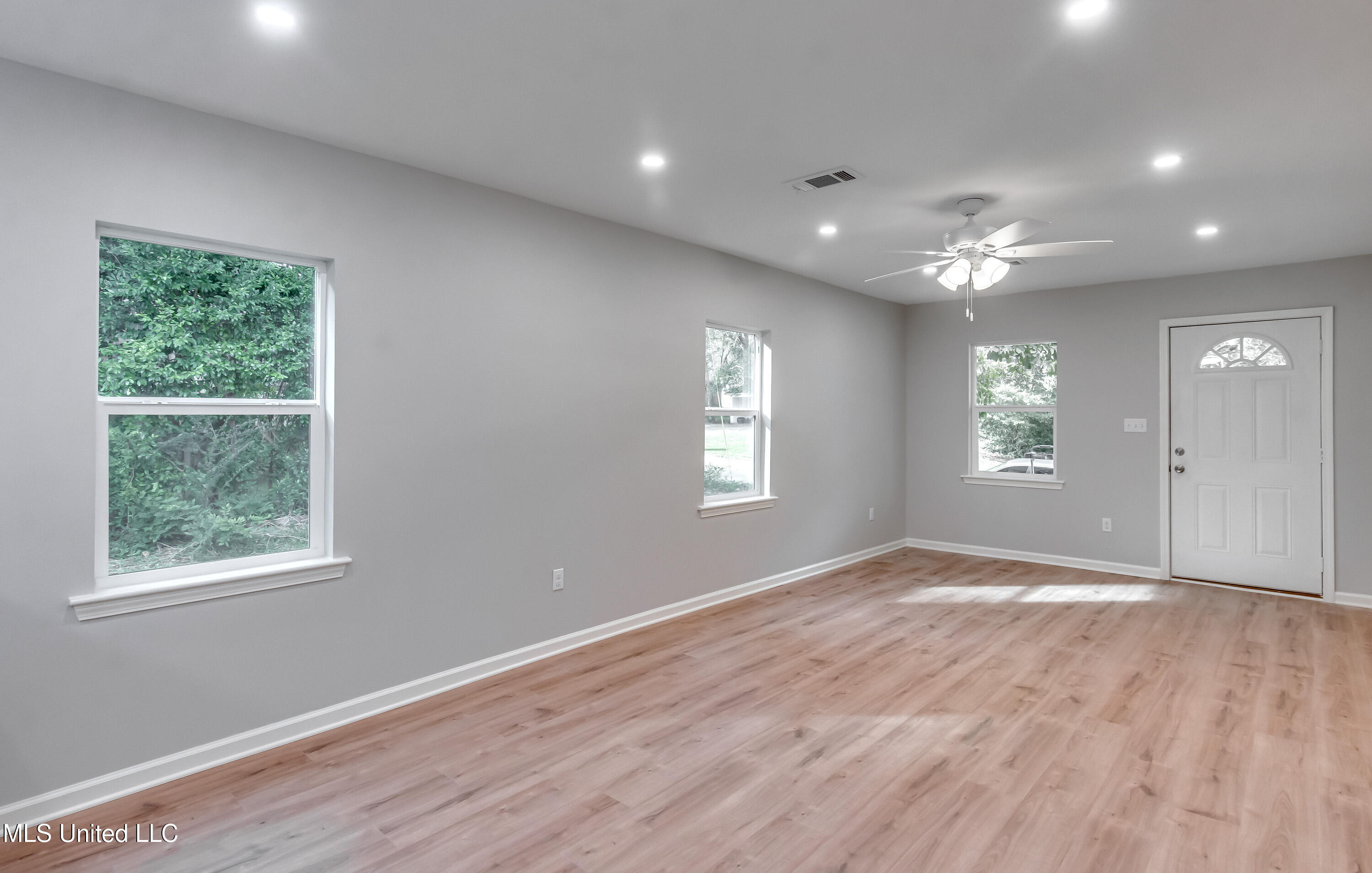 512 Sw 2nd Street Property Photo 12