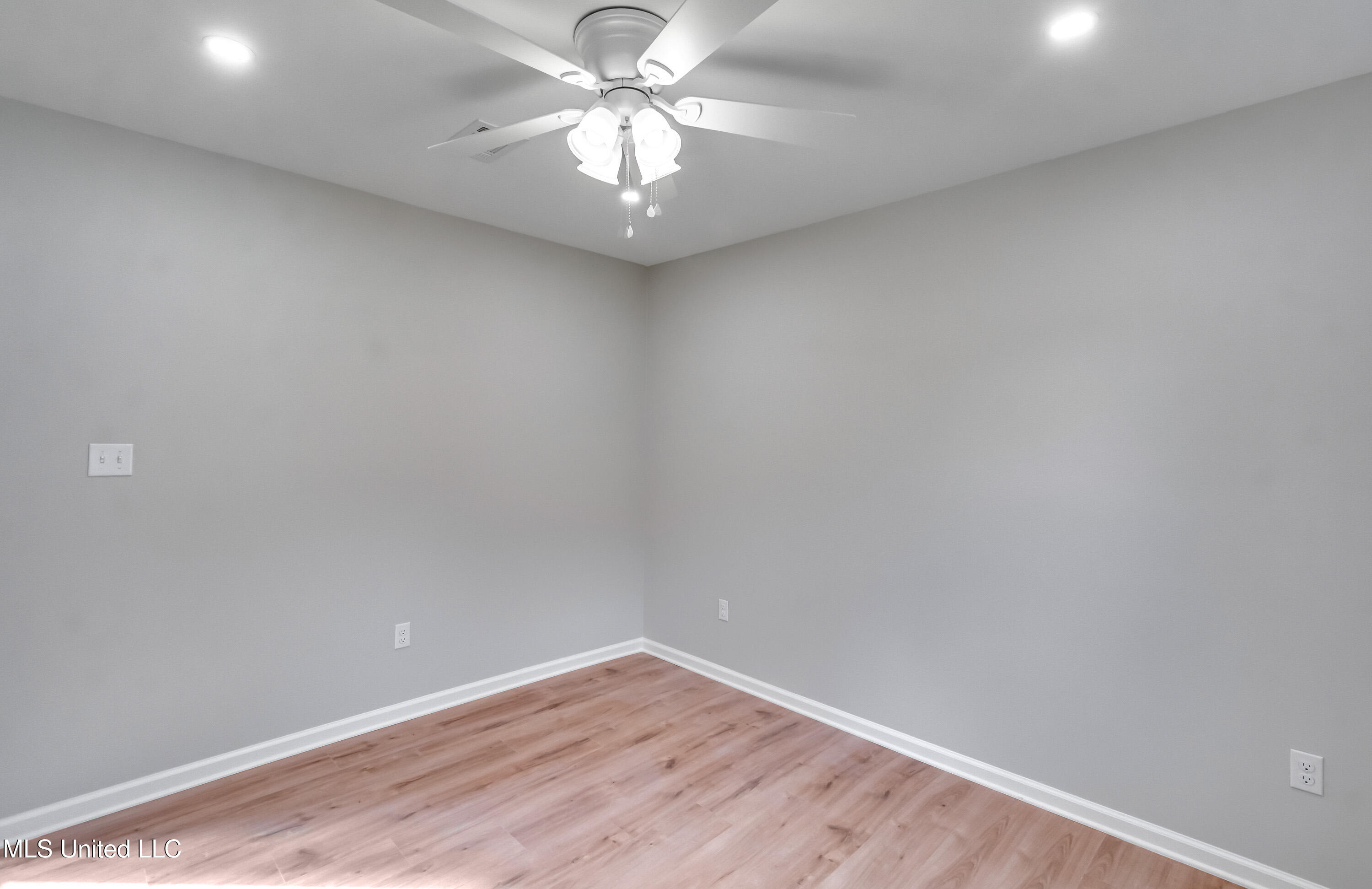 512 Sw 2nd Street Property Photo 22