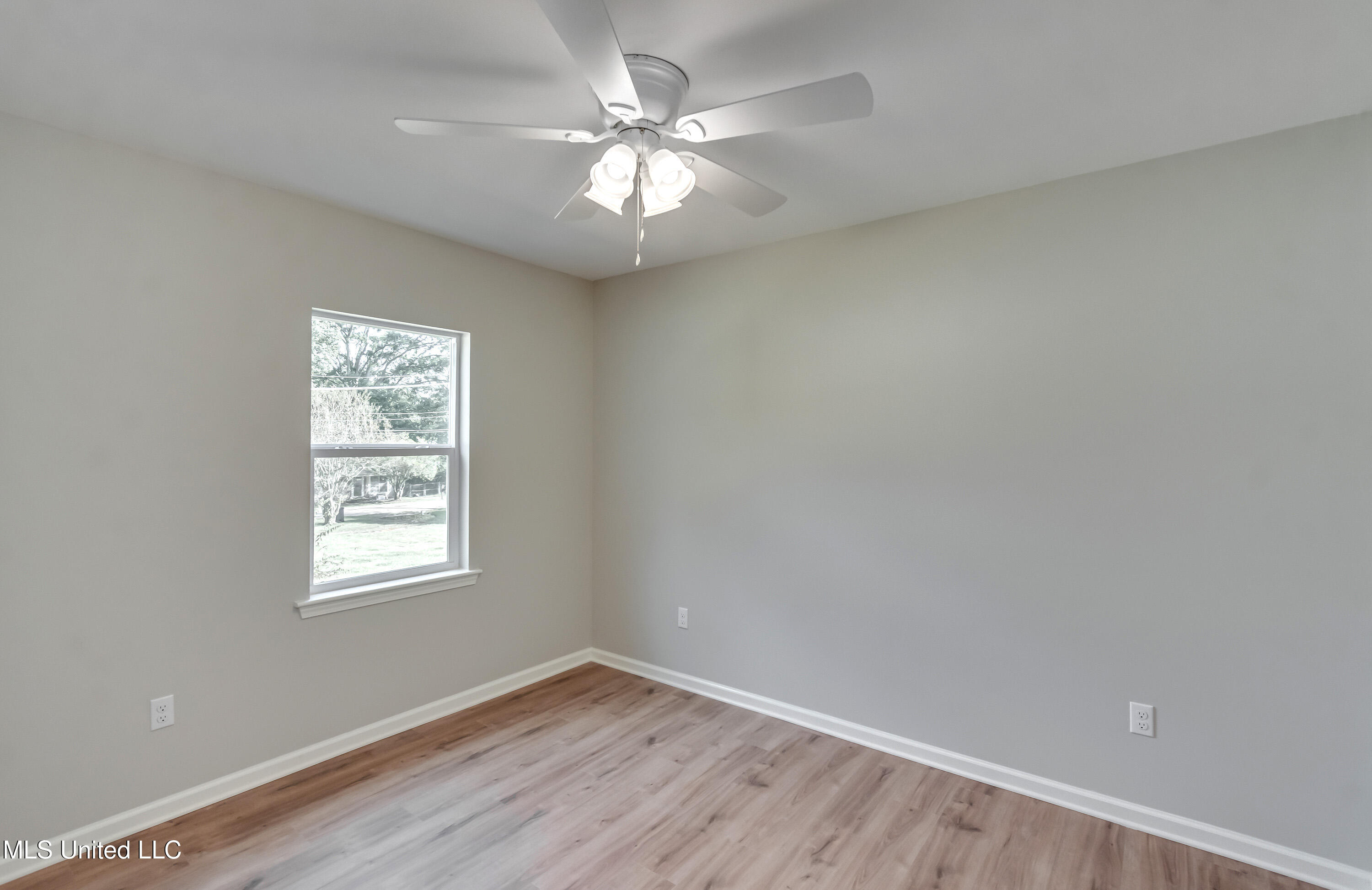 512 Sw 2nd Street Property Photo 24