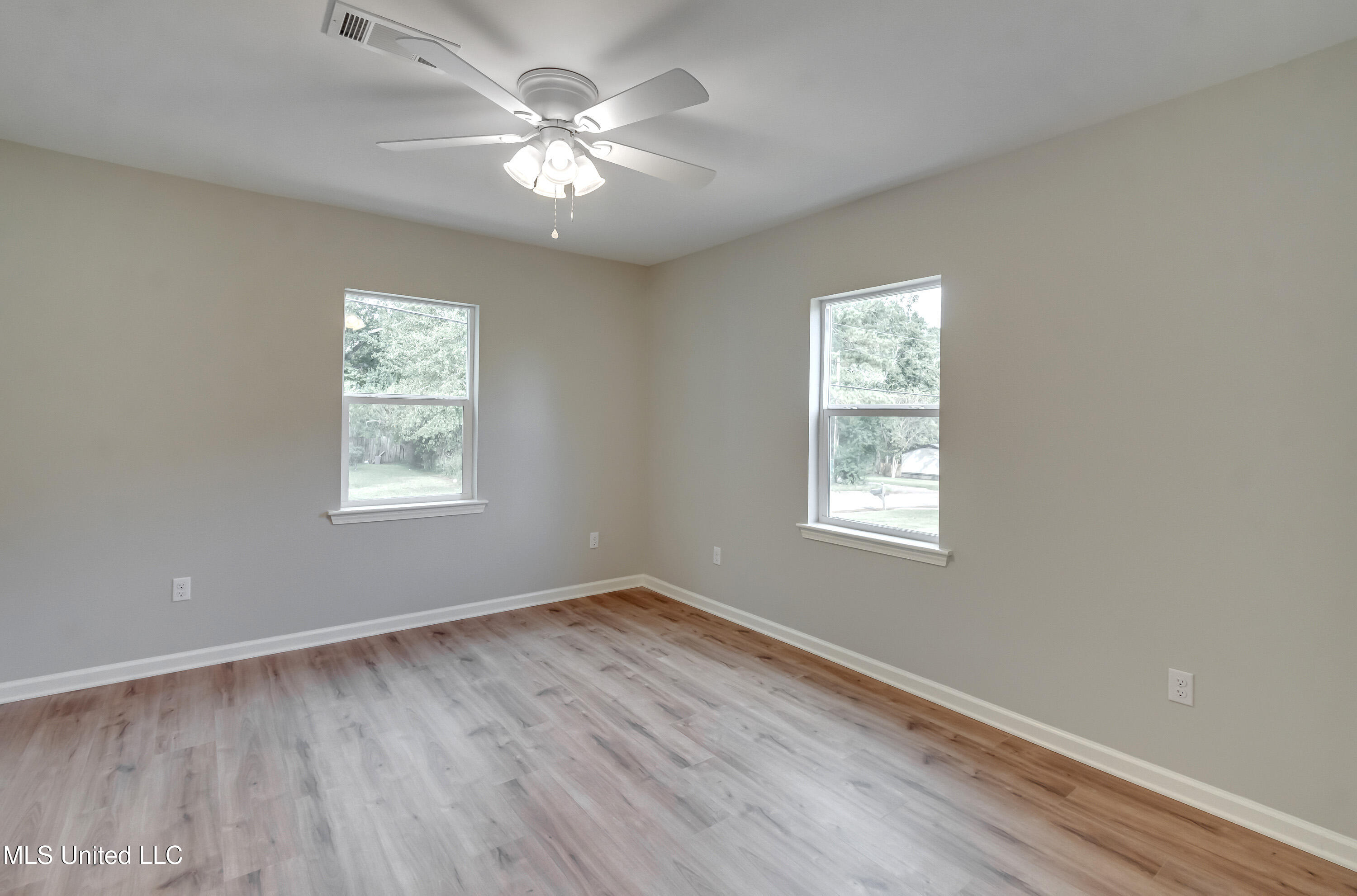 512 Sw 2nd Street Property Photo 29