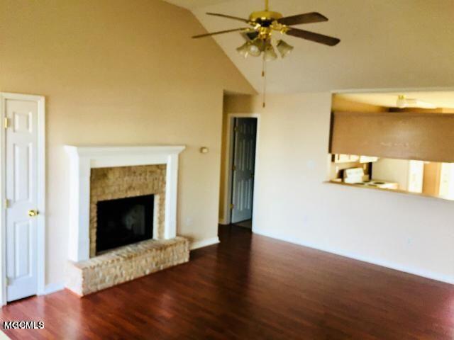 14189 Pecan Court Property Photo 4