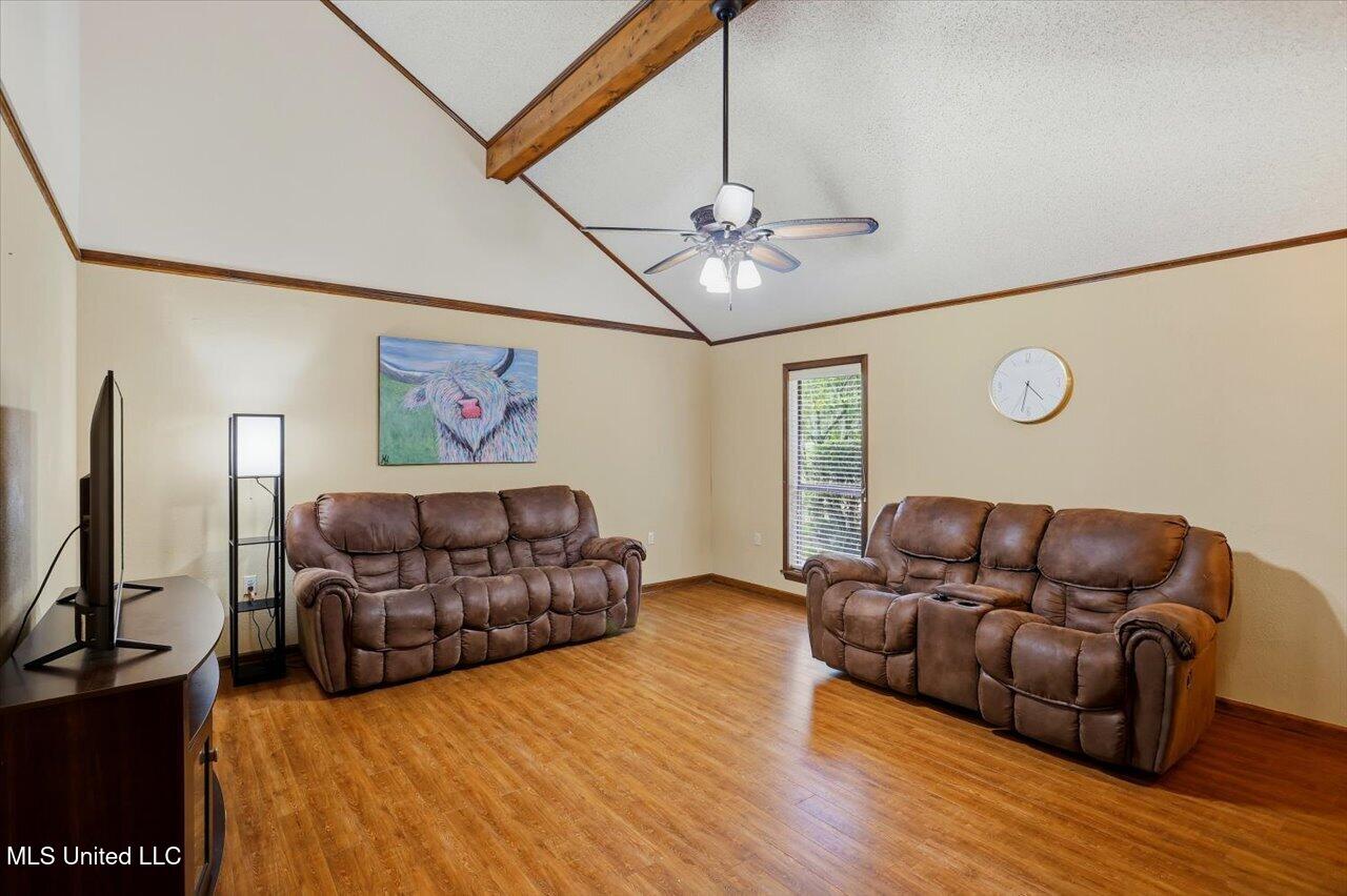 9472 S Highway 13 Property Photo 9