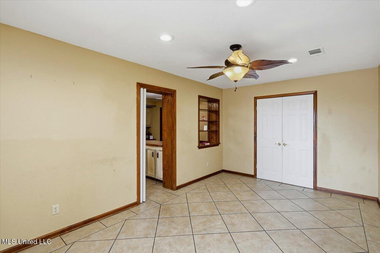 9472 S Highway 13 Property Photo 25