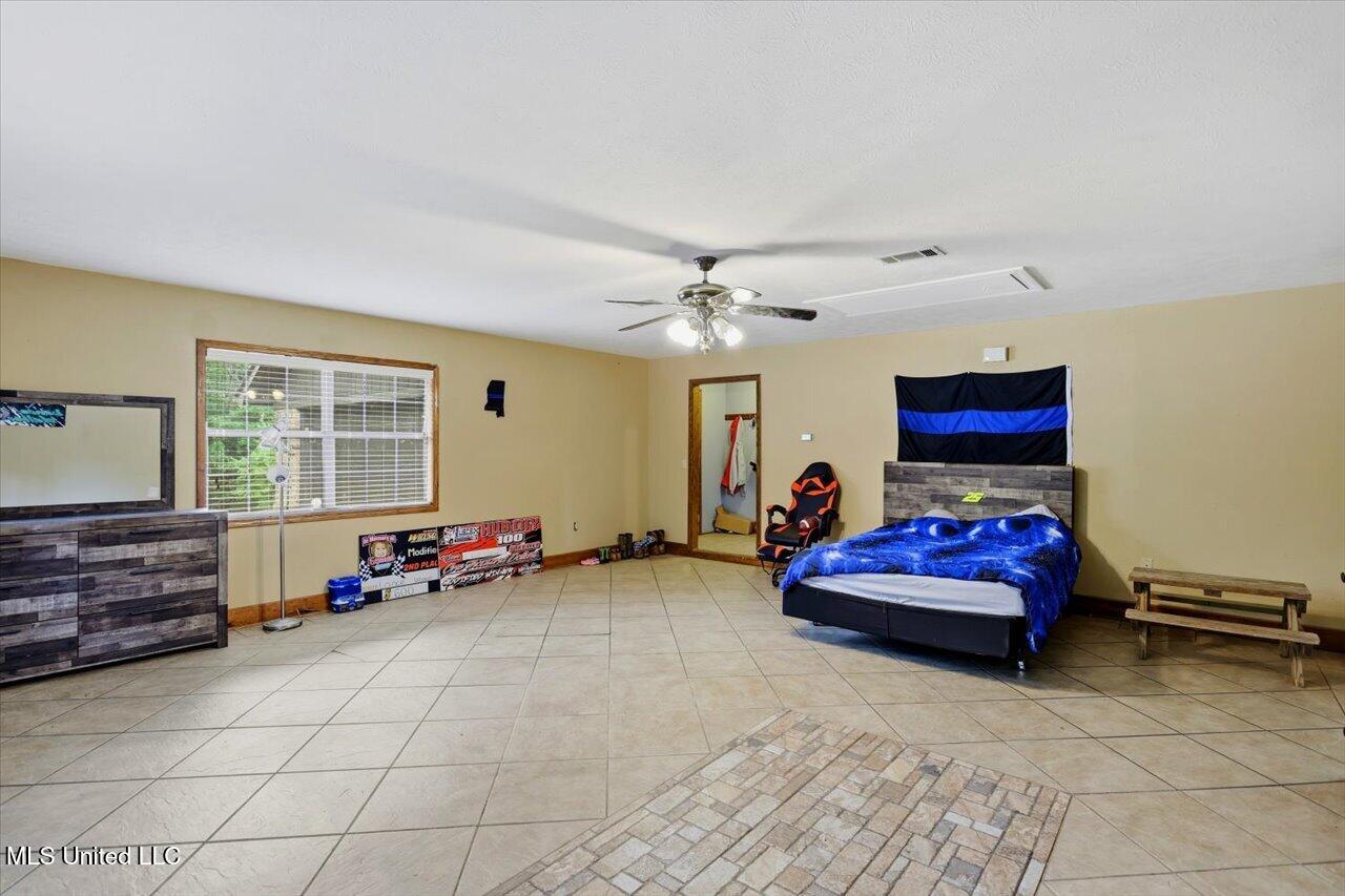 9472 S Highway 13 Property Photo 26