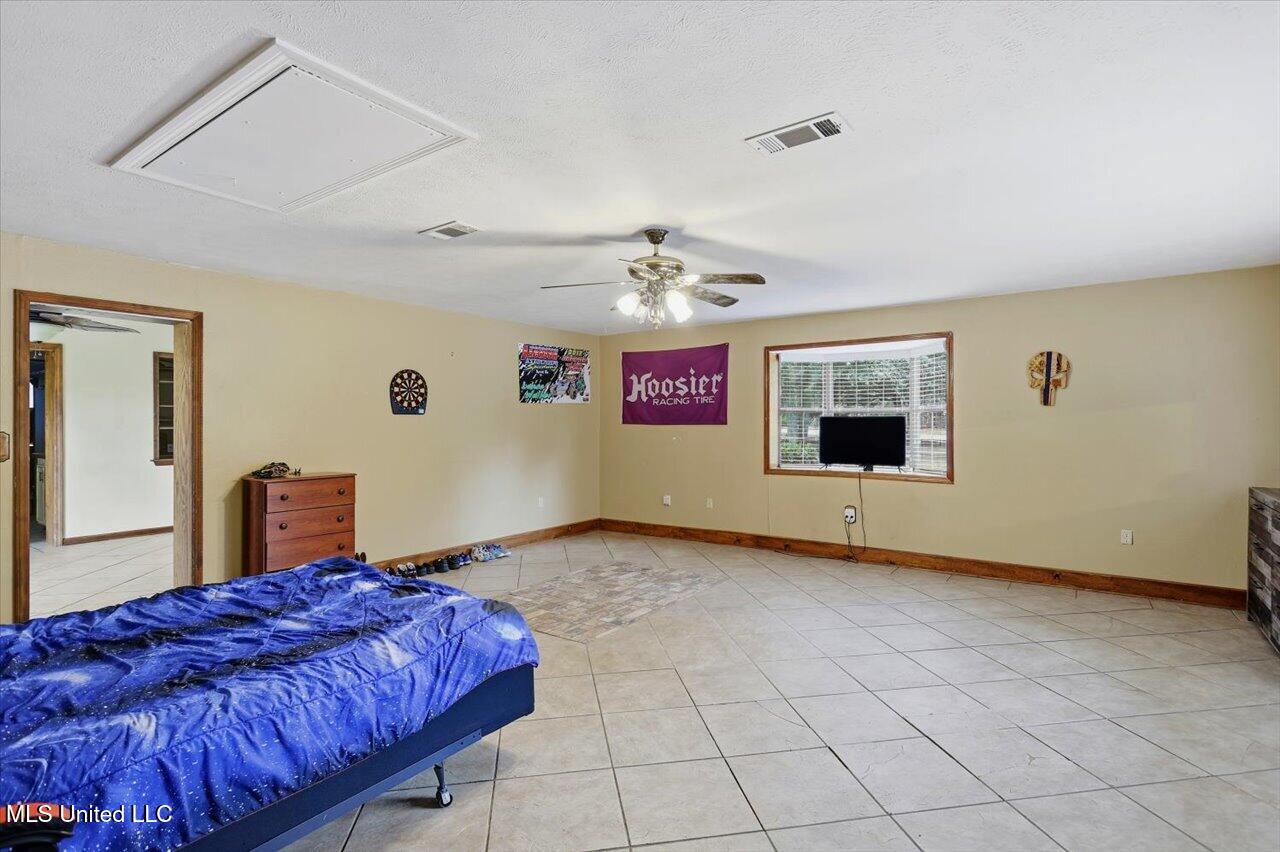 9472 S Highway 13 Property Photo 27