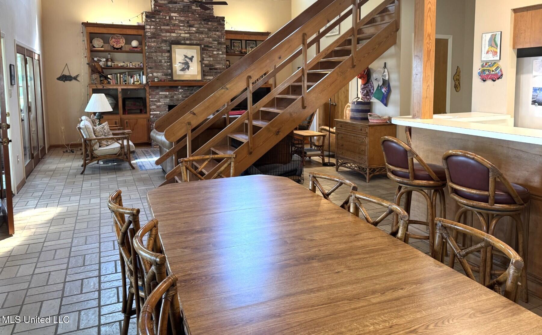 5367 Highway 568 Property Photo 23