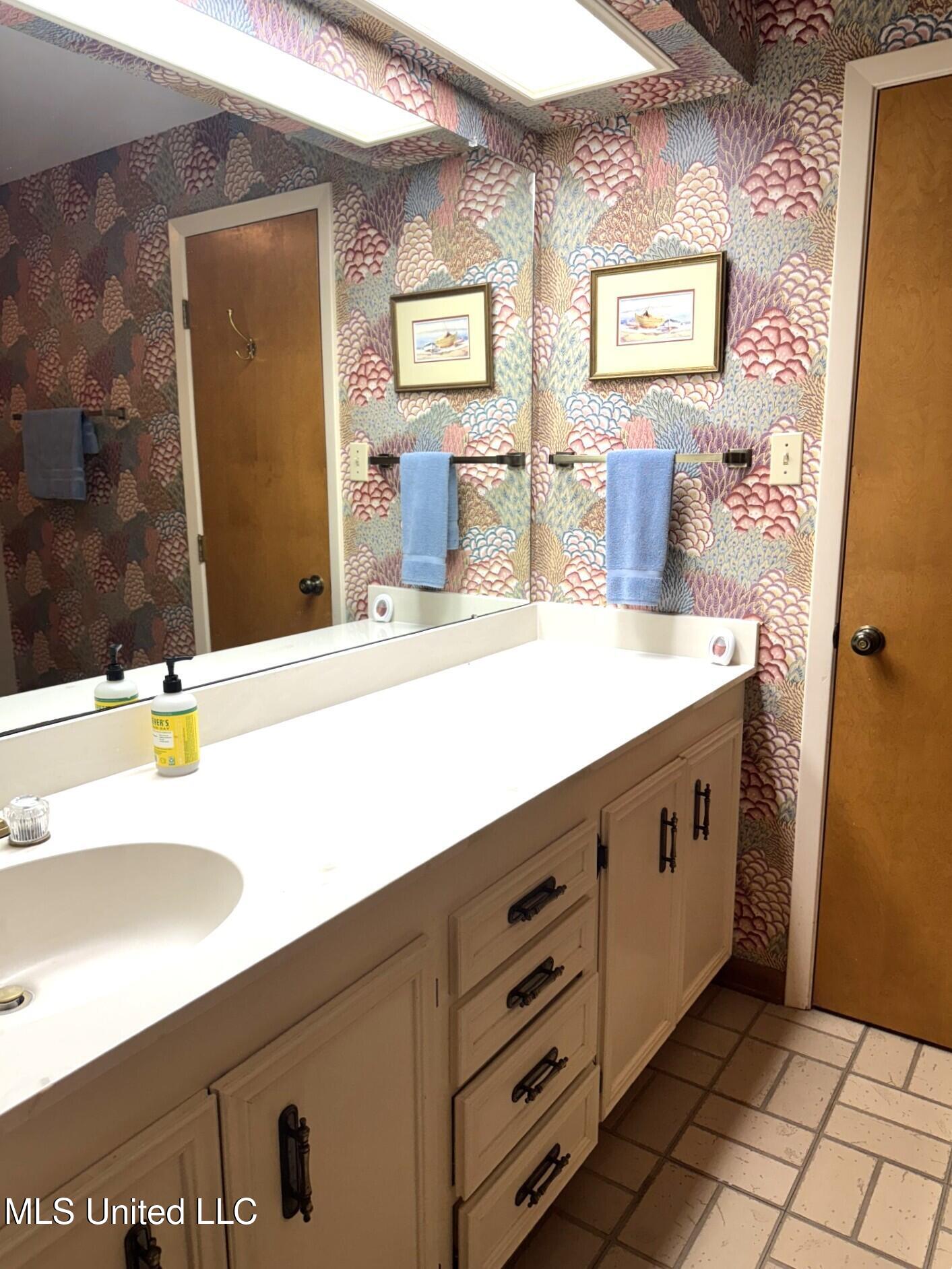 5367 Highway 568 Property Photo 35