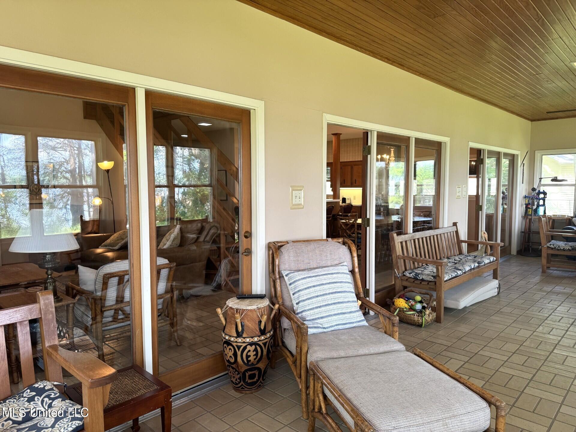 5367 Highway 568 Property Photo 38