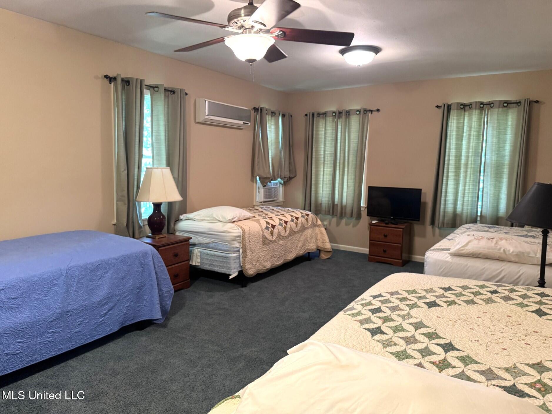 5367 Highway 568 Property Photo 42