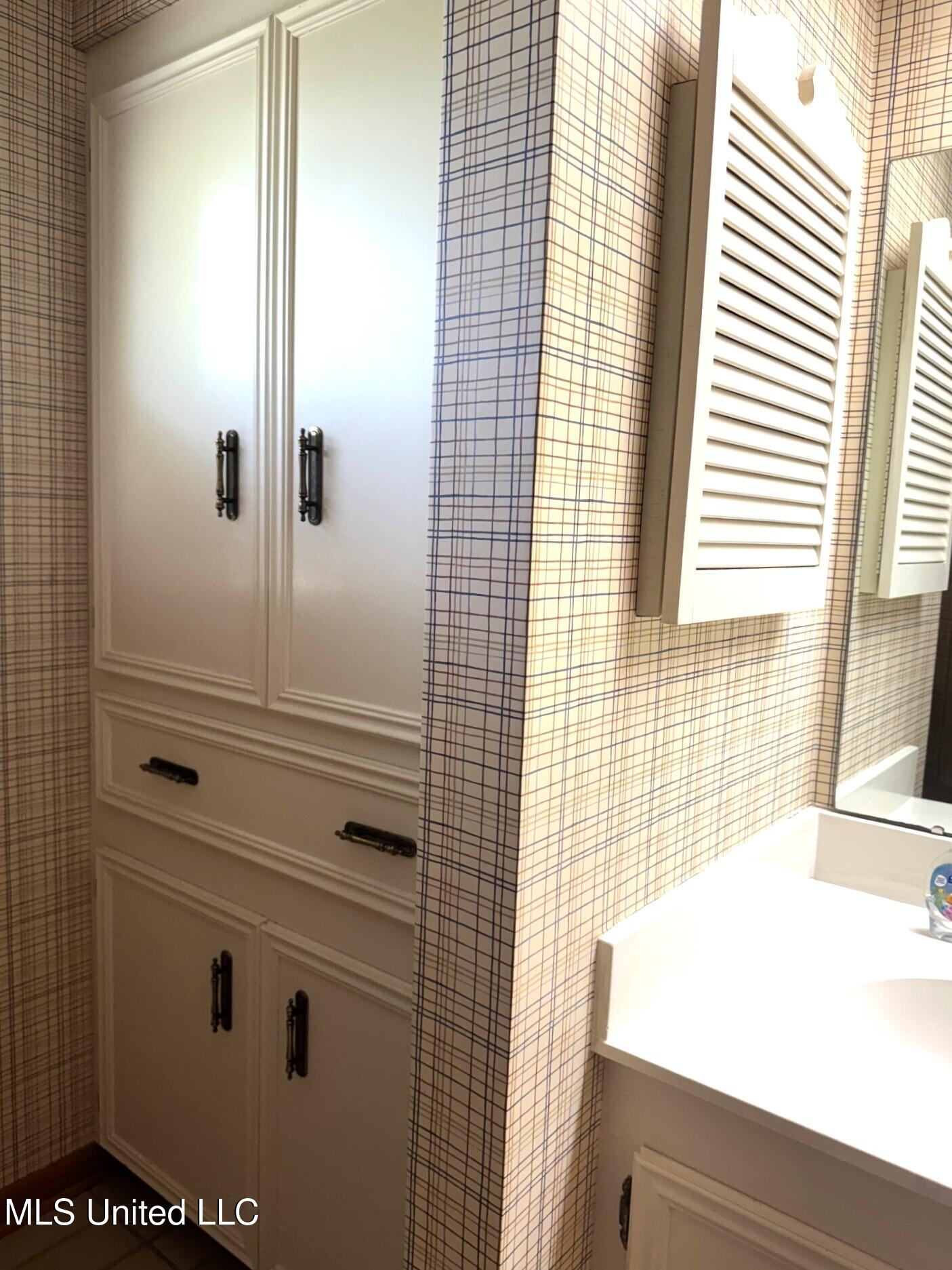 5367 Highway 568 Property Photo 44