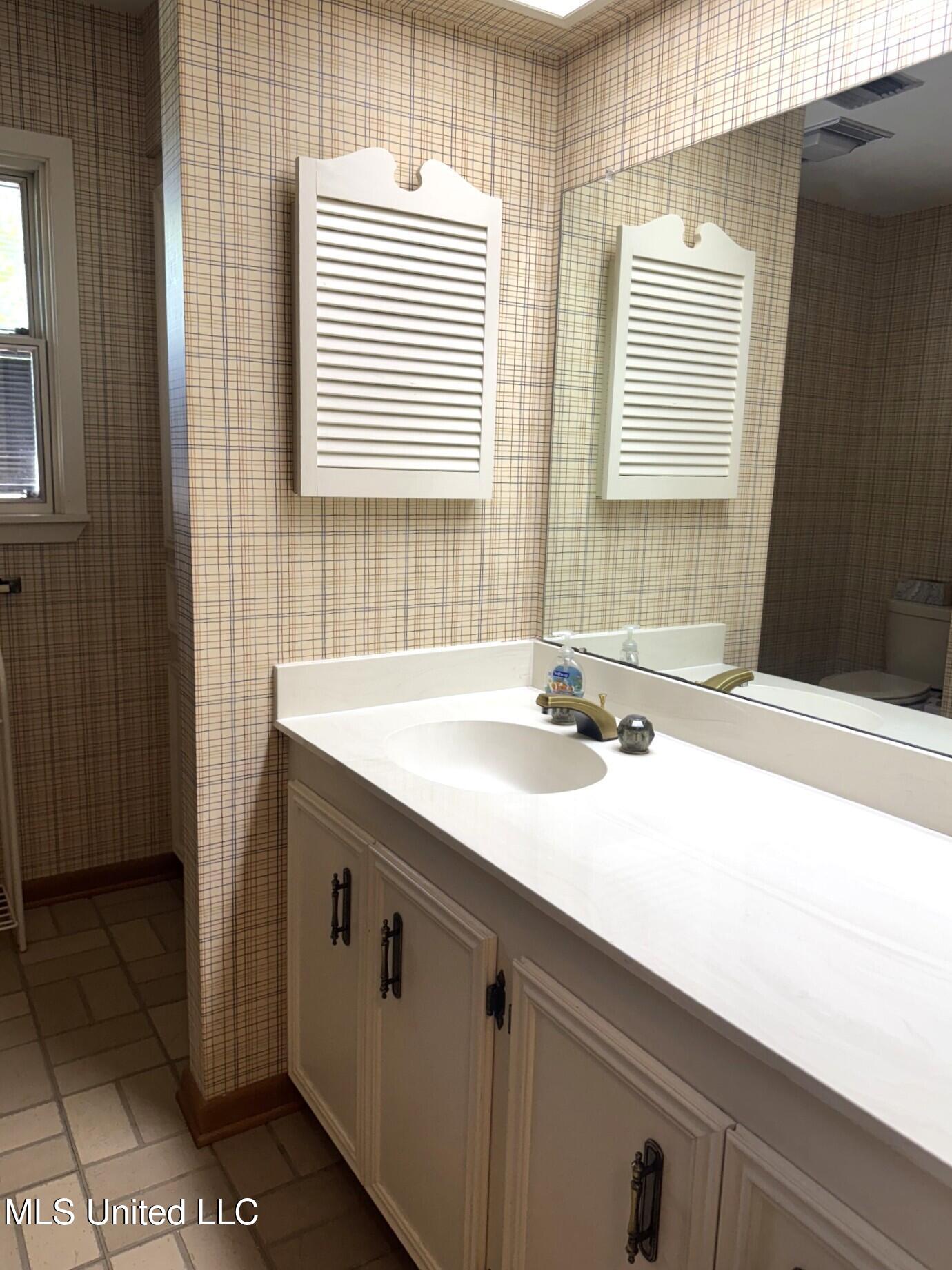 5367 Highway 568 Property Photo 45