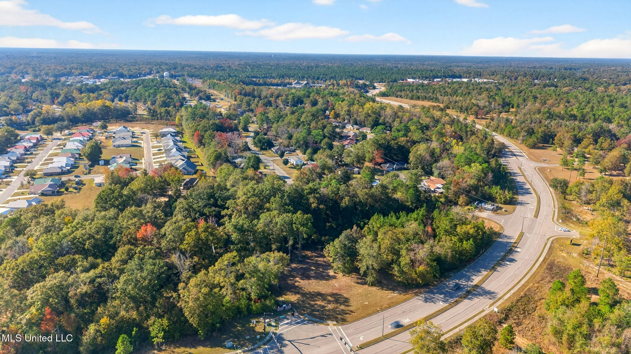 00 Highland Parkway Property Photo 6