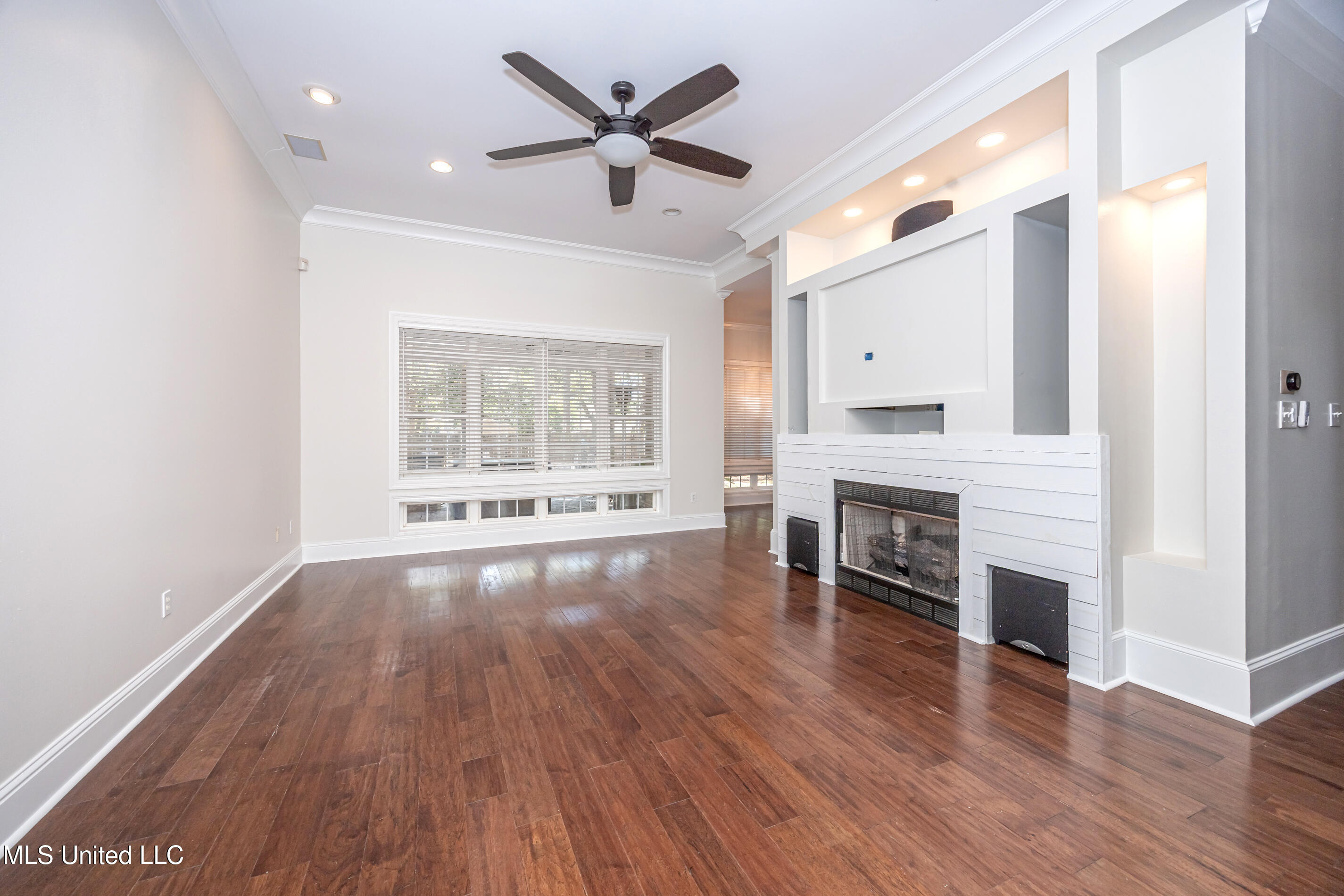 7426 Mahalo Hui Drive Property Photo 7