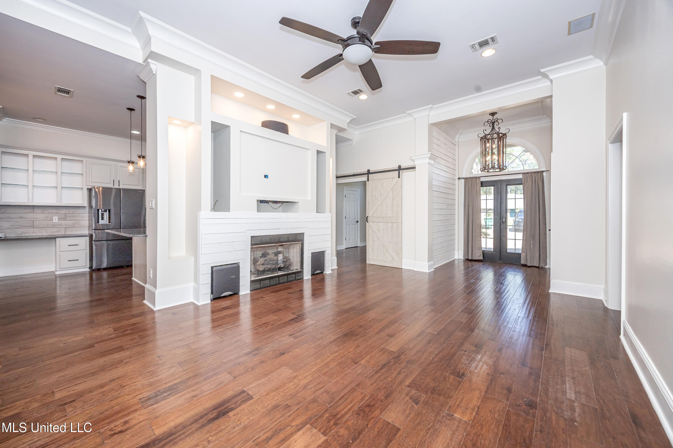 7426 Mahalo Hui Drive Property Photo 10