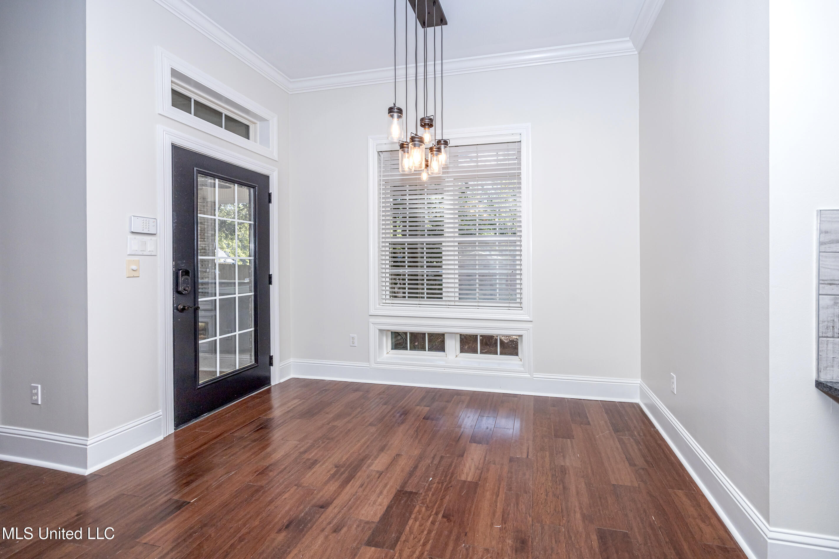 7426 Mahalo Hui Drive Property Photo 13