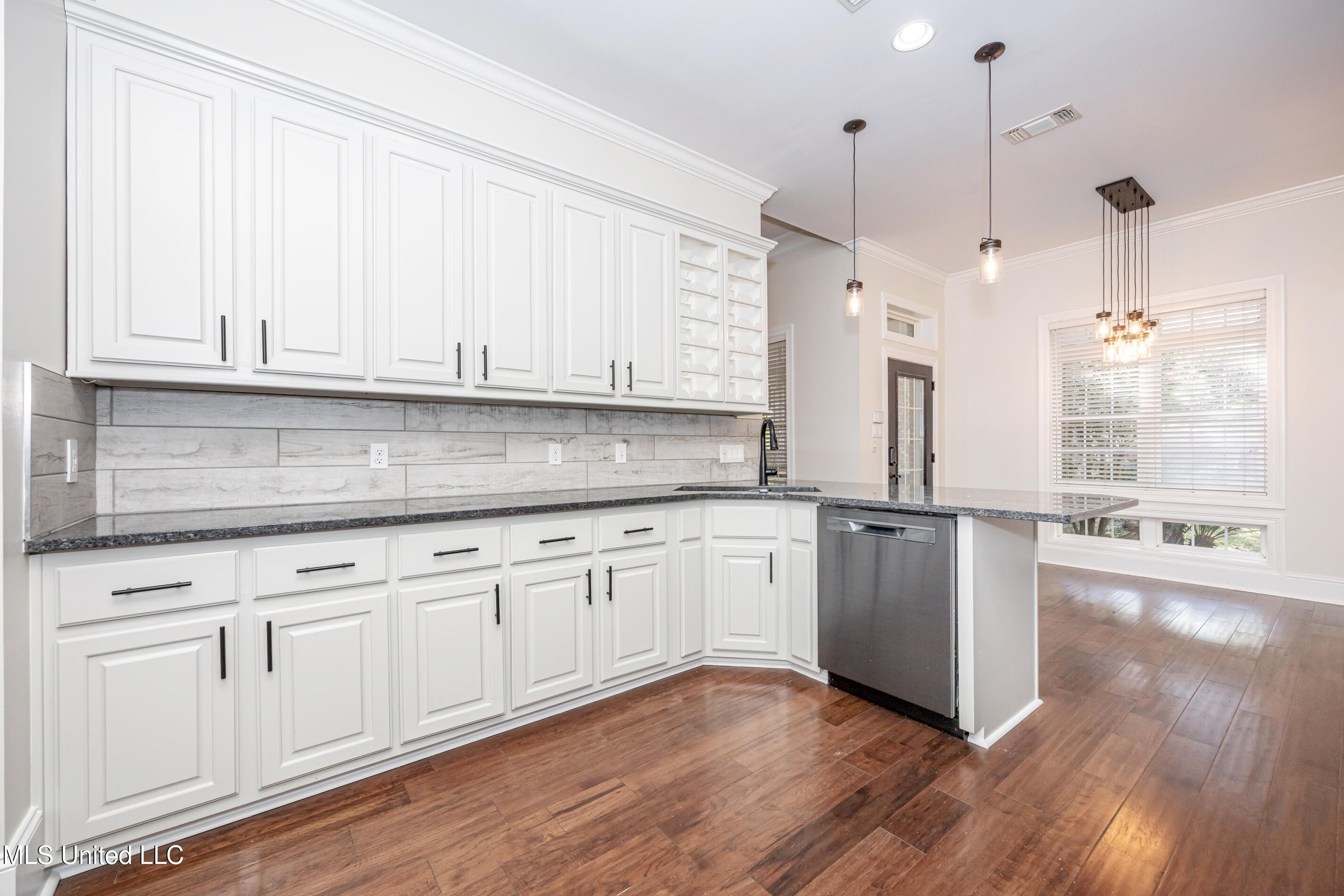 7426 Mahalo Hui Drive Property Photo 16