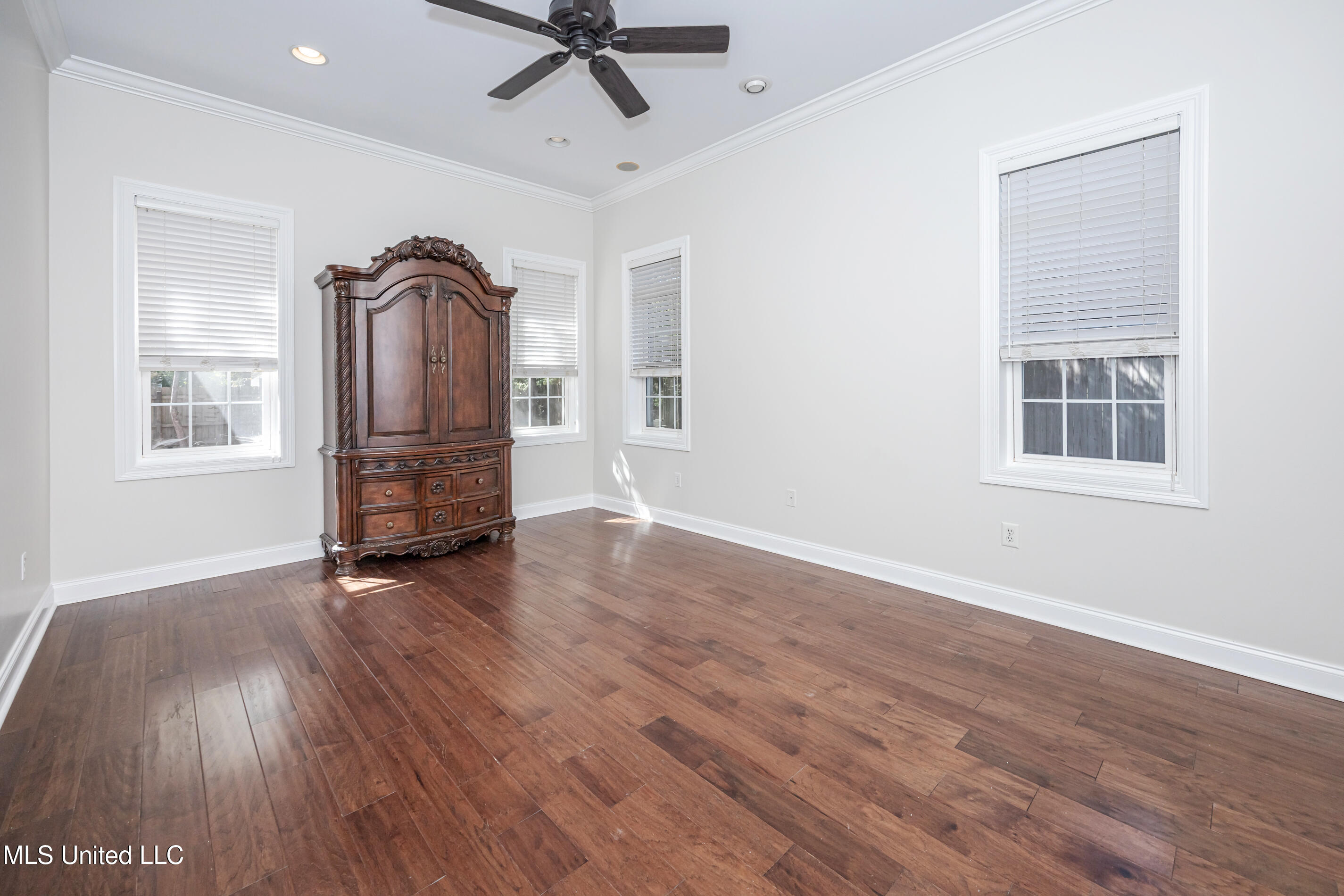 7426 Mahalo Hui Drive Property Photo 24