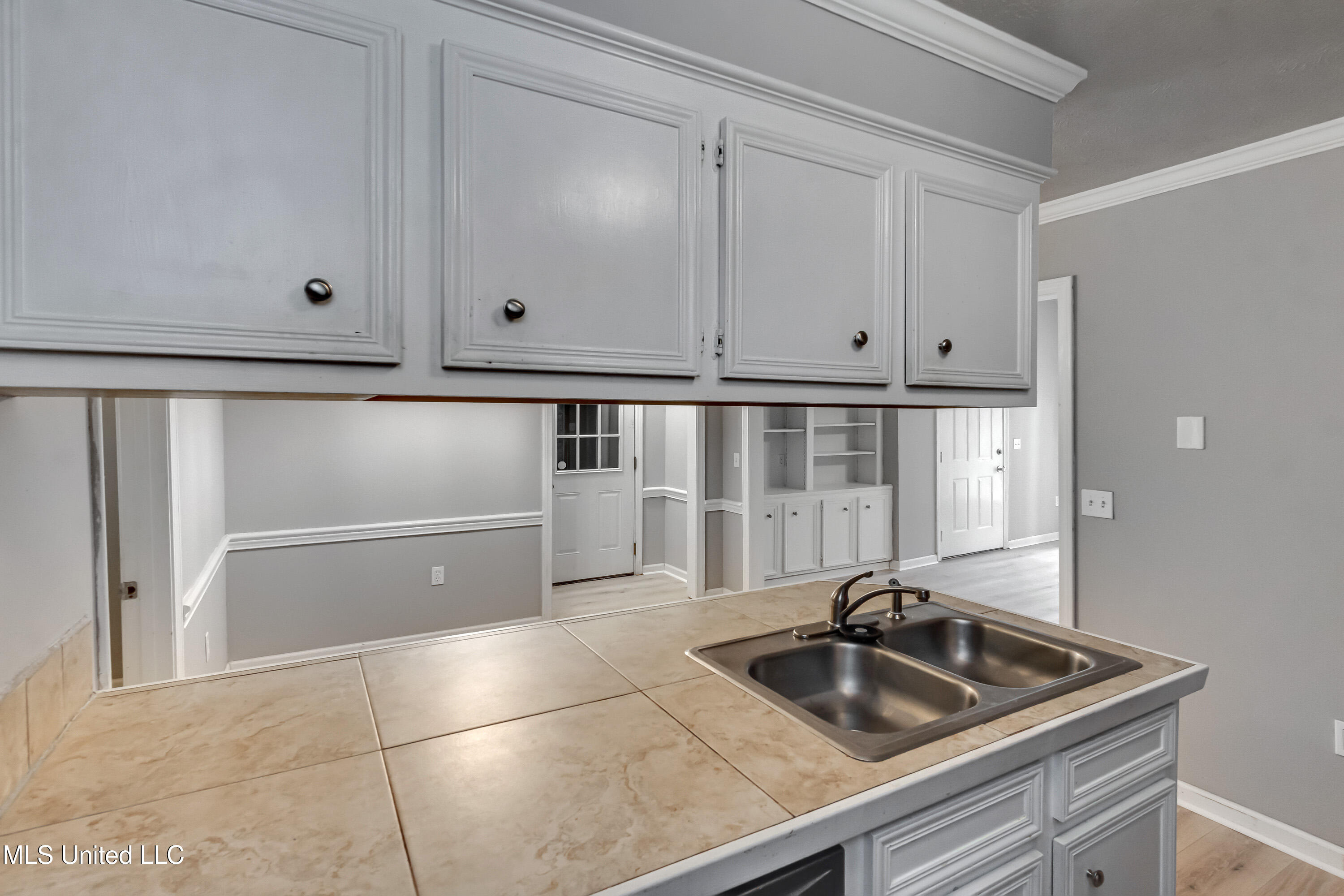 207 Sherlock Way Property Photo 18