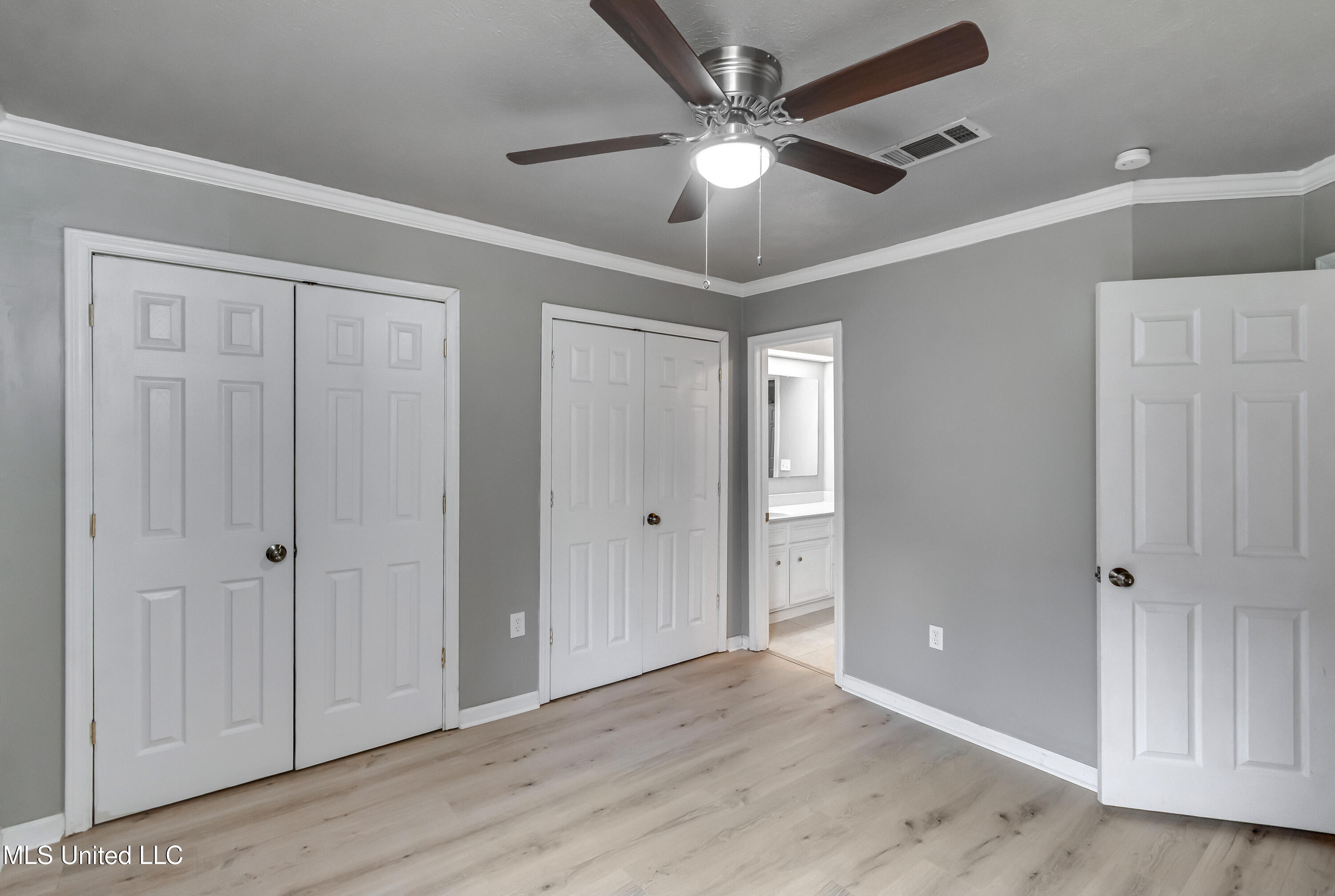 207 Sherlock Way Property Photo 25