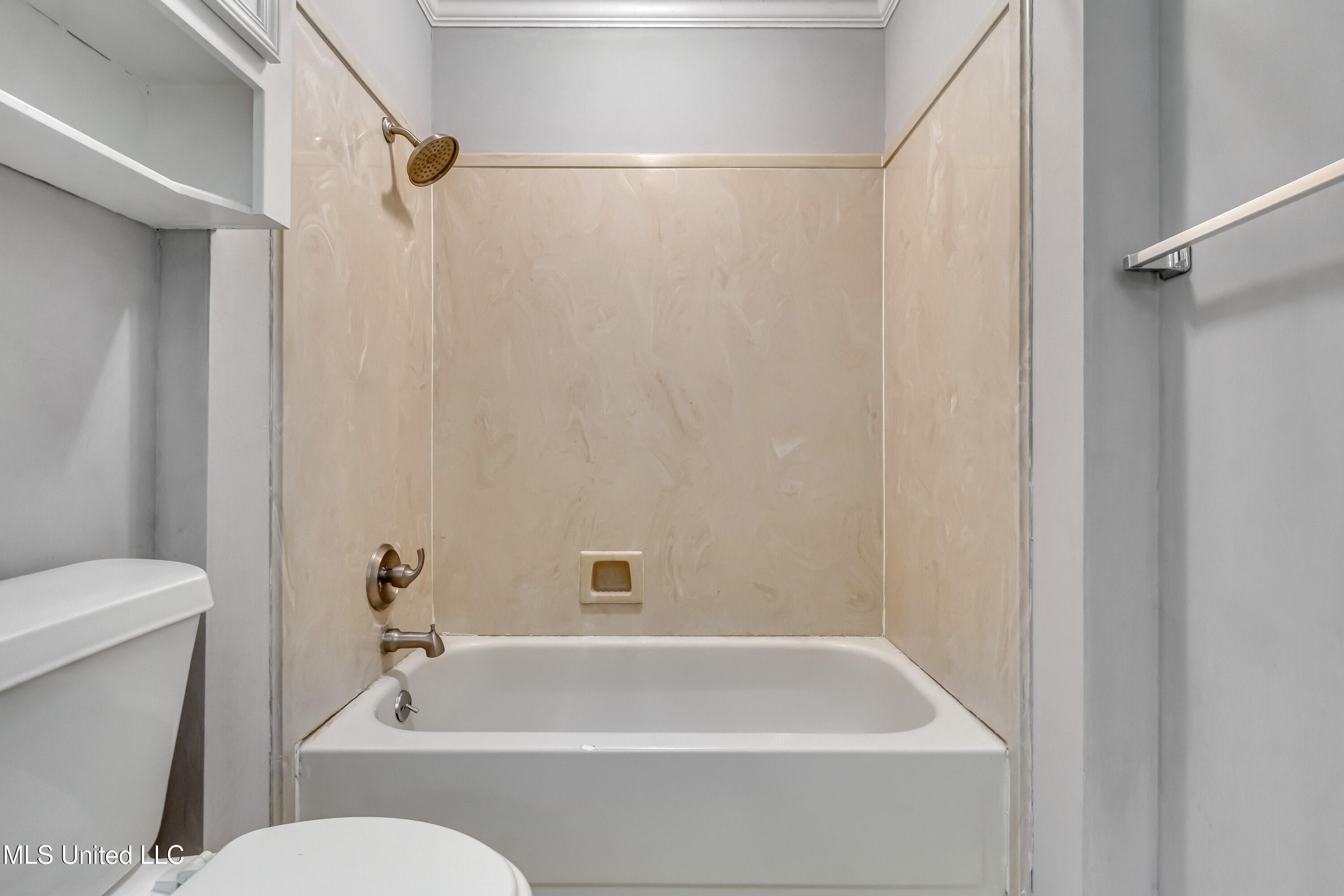 207 Sherlock Way Property Photo 30