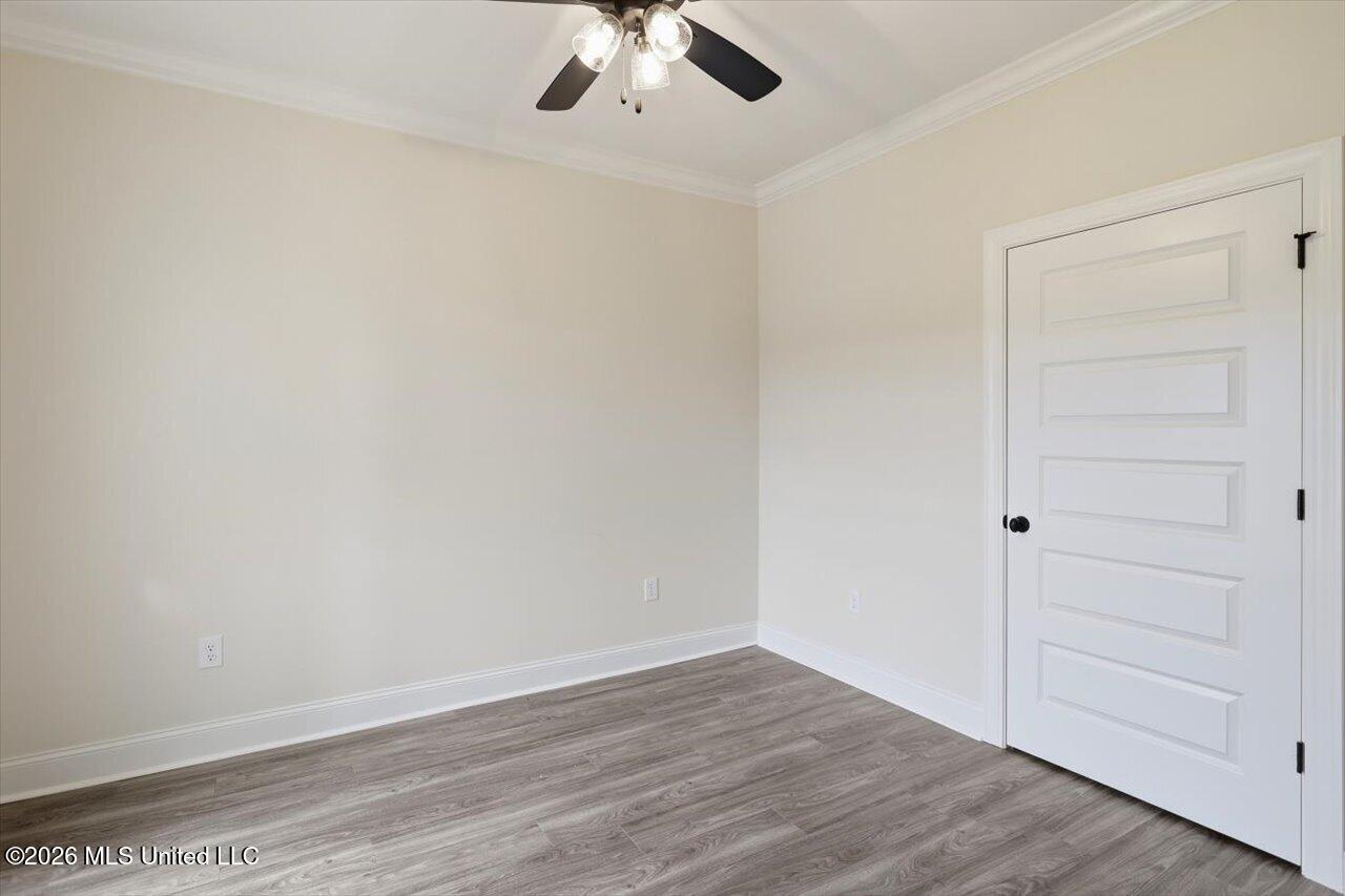 315 Jasmine Cove Lane Property Photo 27