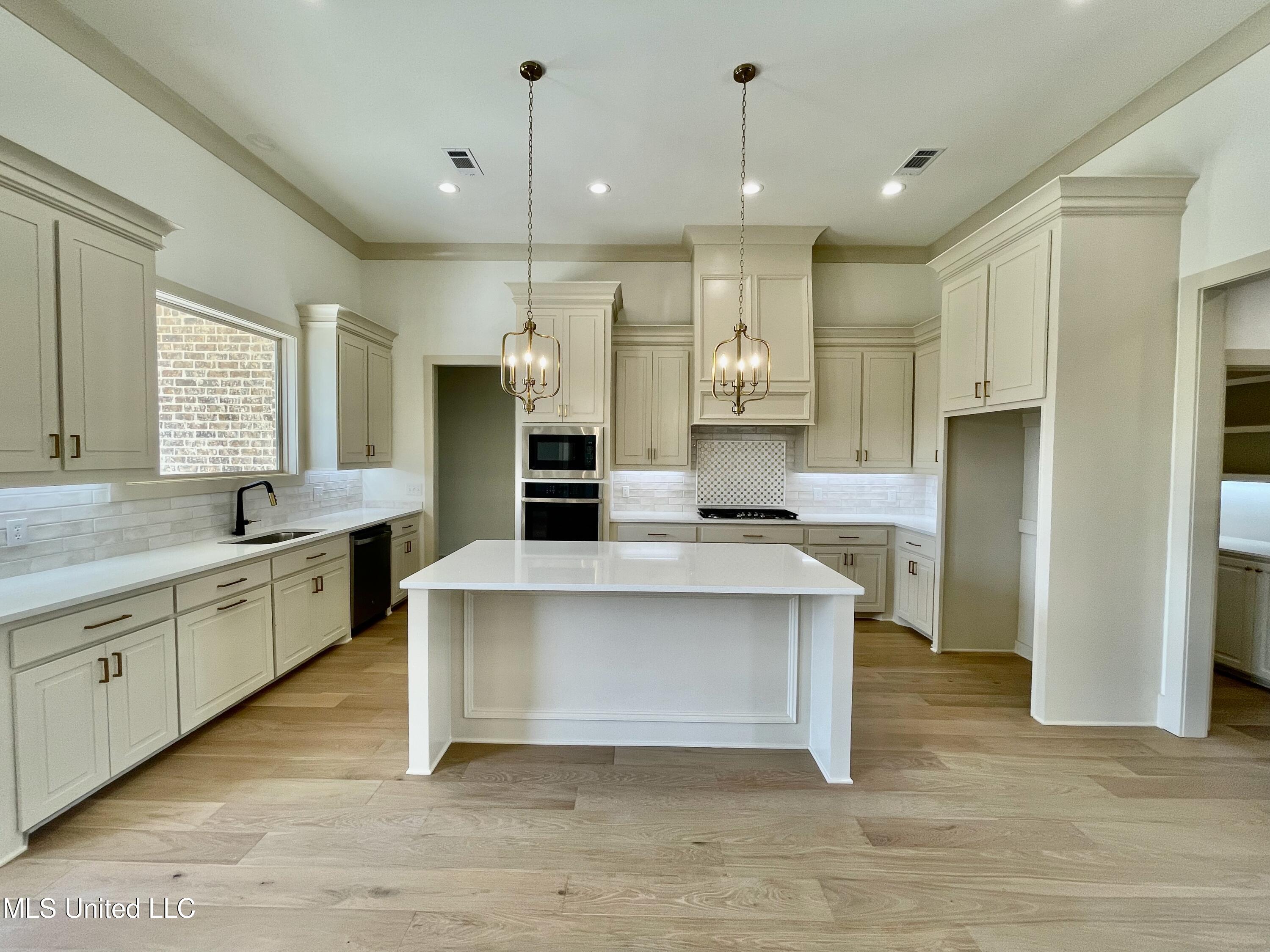 368 Wellstone Place Property Photo 11