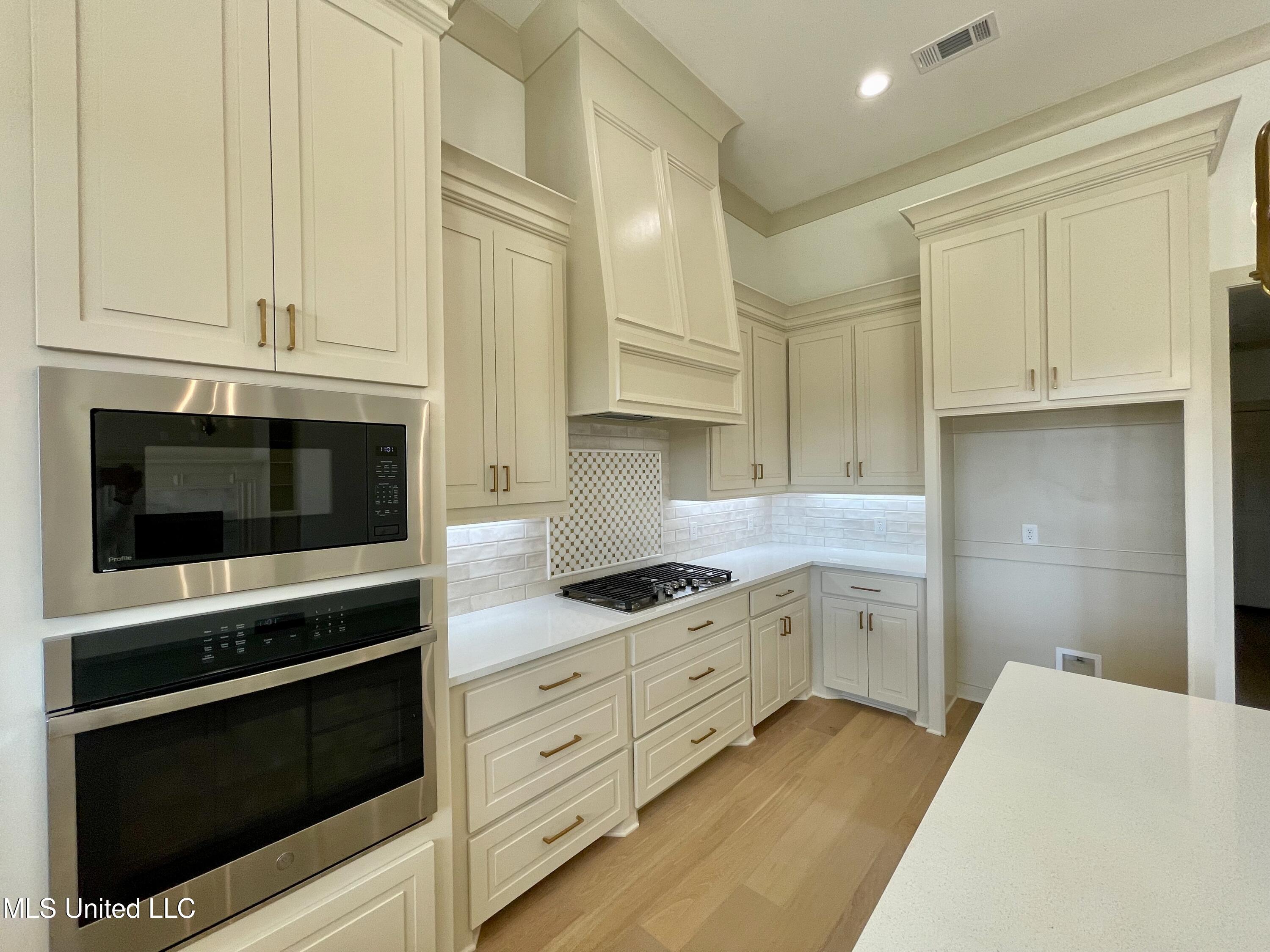 368 Wellstone Place Property Photo 12