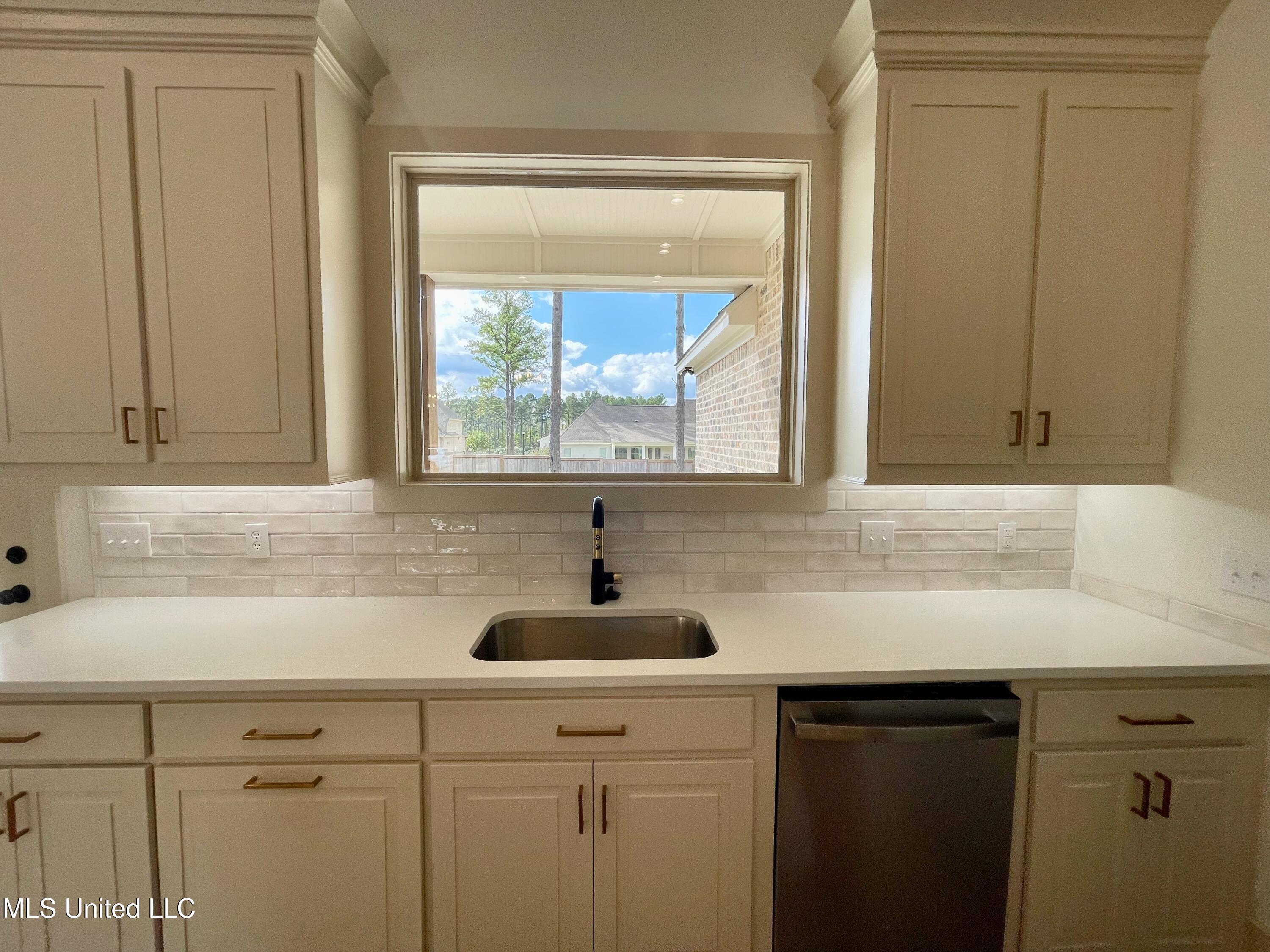 368 Wellstone Place Property Photo 17