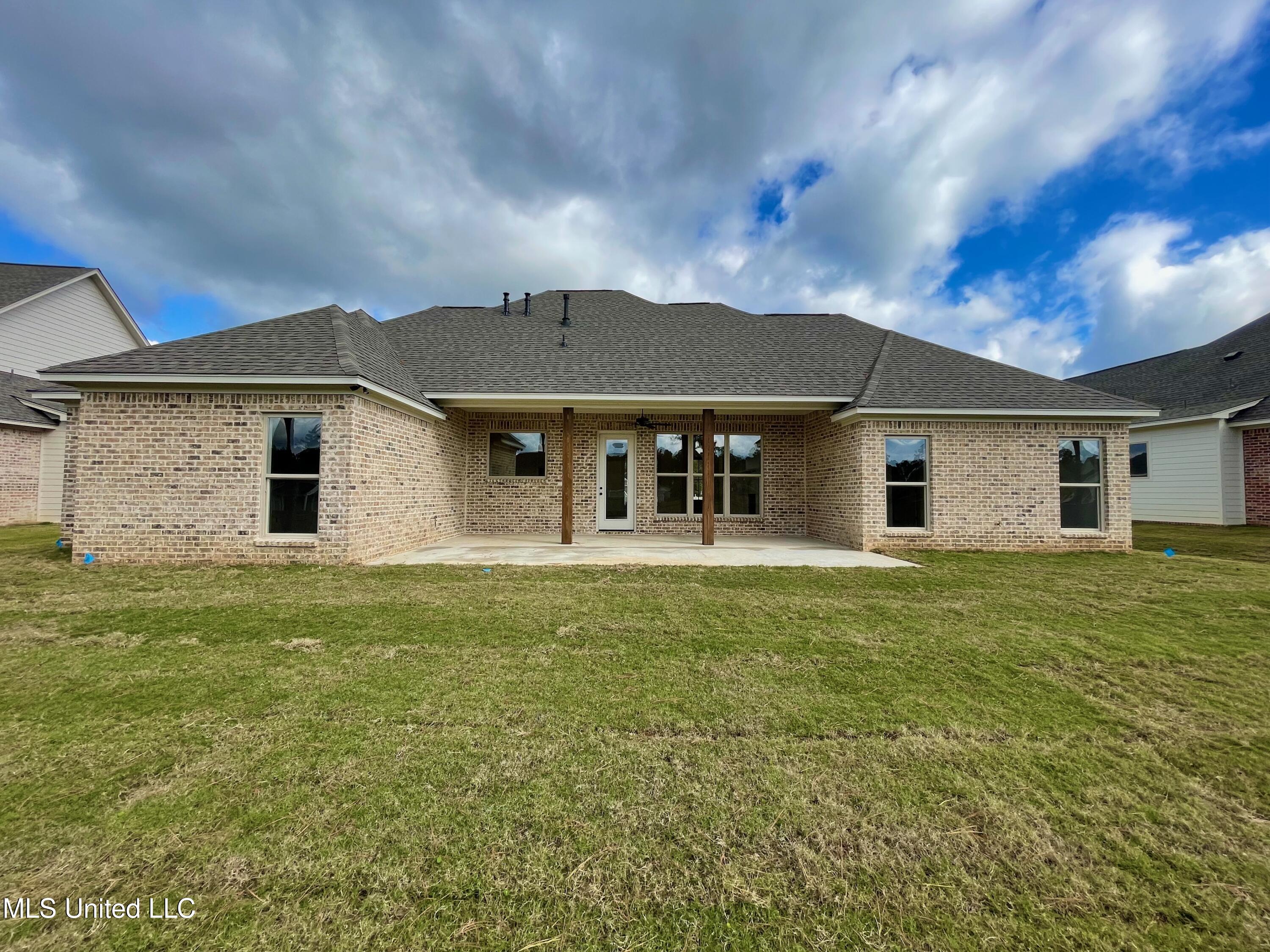 368 Wellstone Place Property Photo 47